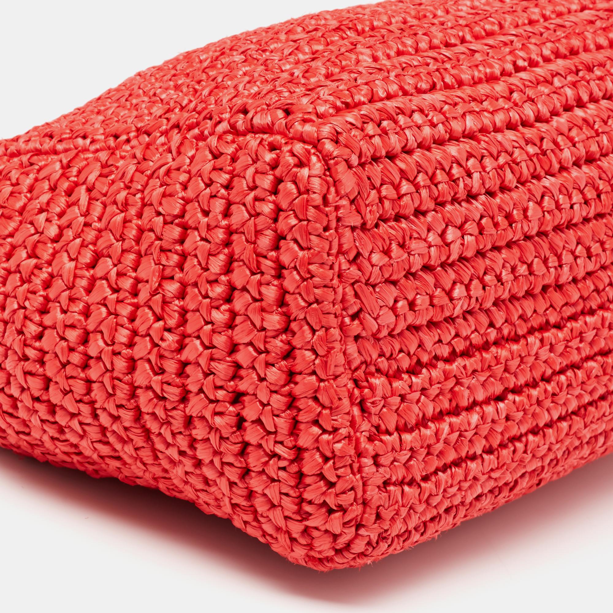 Dolce & Gabbana Red Woven Straw Medium Miss Sicily Tote In Good Condition In Dubai, Al Qouz 2