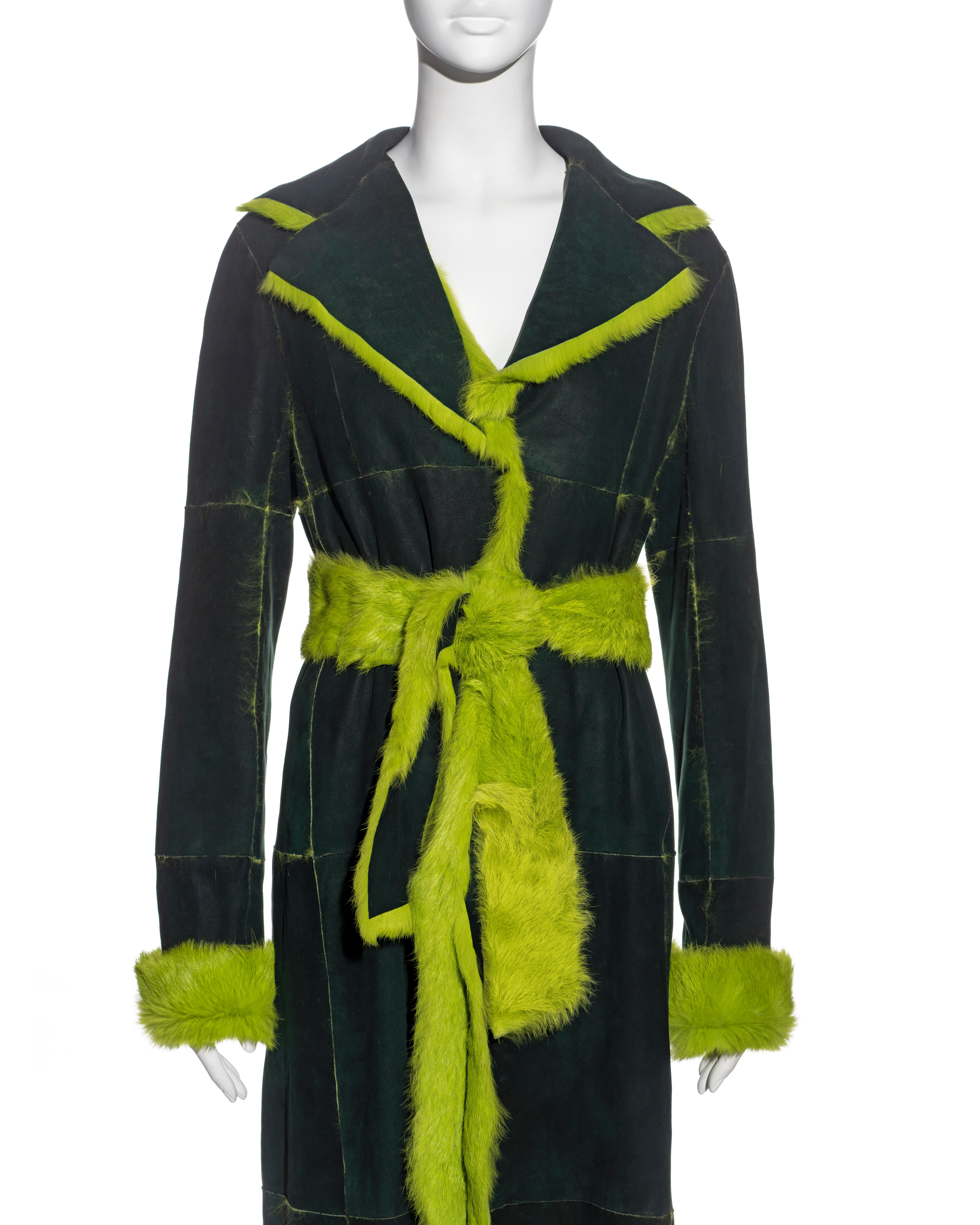 Women's Dolce & Gabbana reversible green fur coat, fw 2000 For Sale