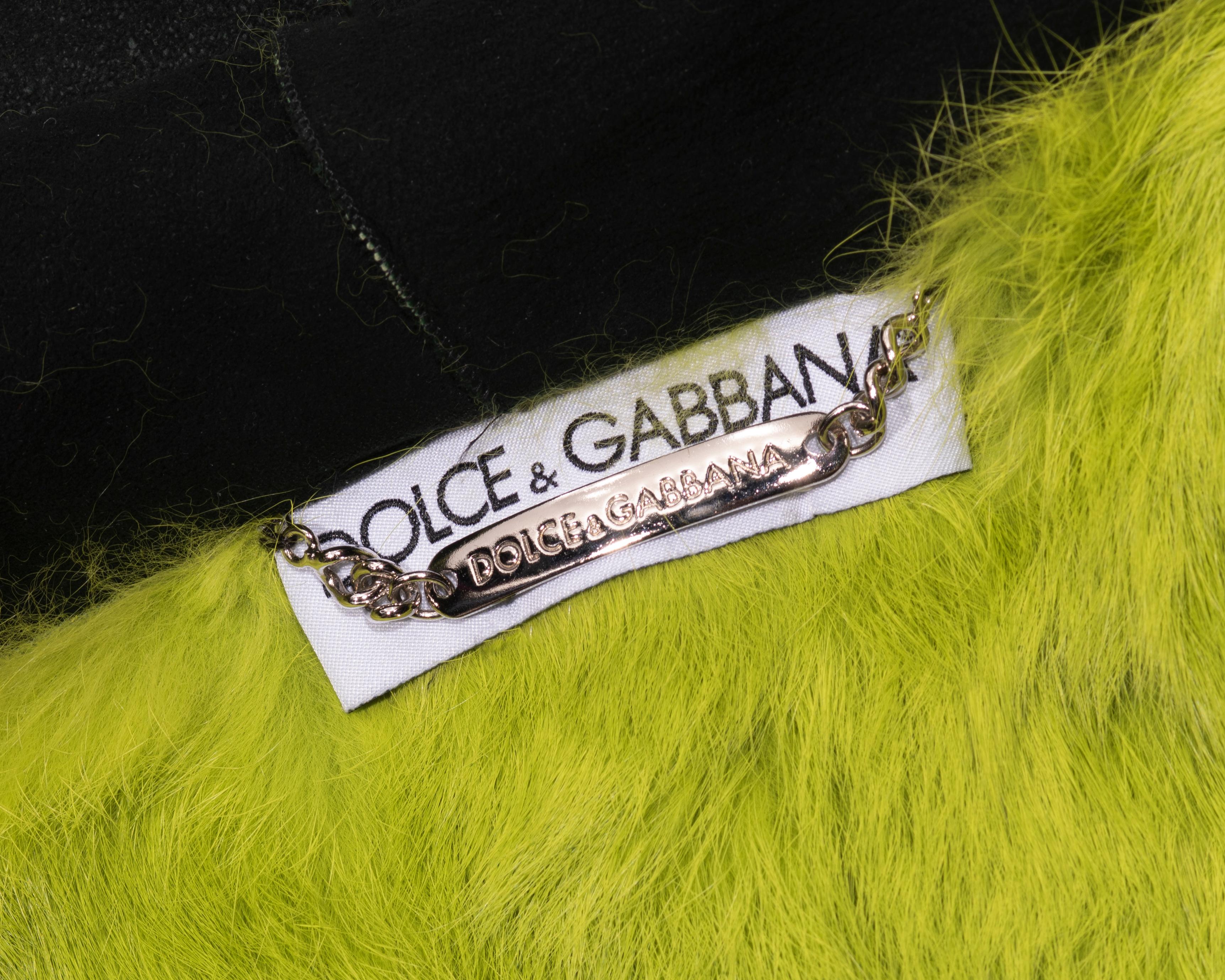 Manteau en fourrure vert réversible Dolce & Gabbana, automne-hiver 2000 en vente 4