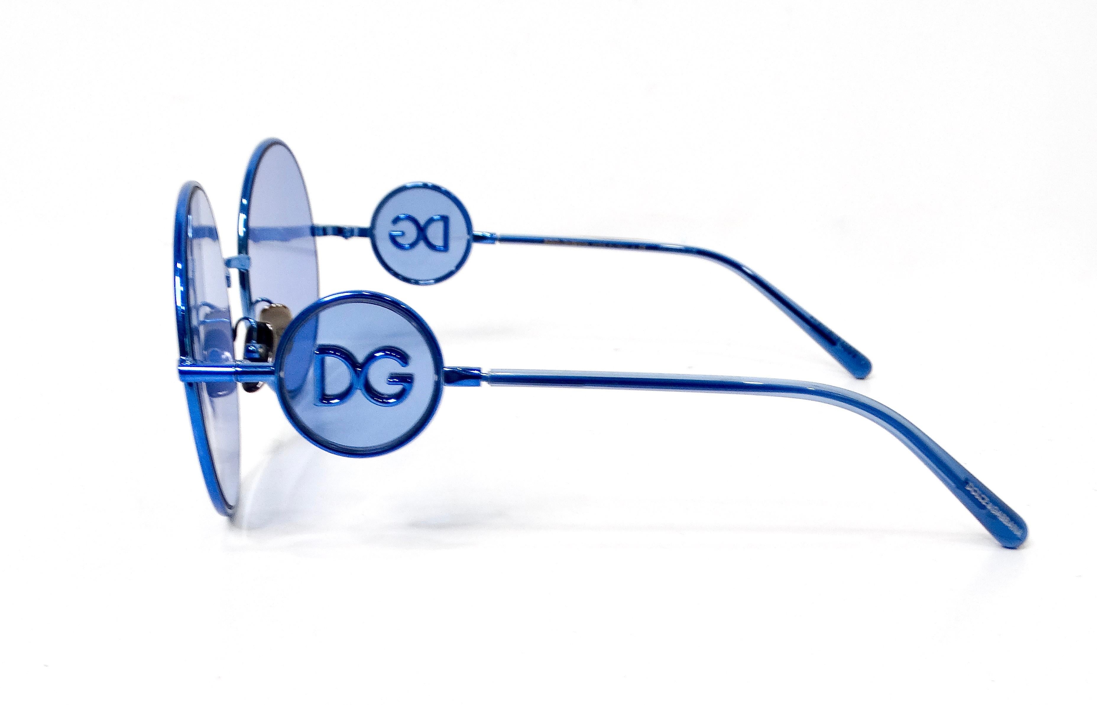 Dolce & Gabbana Round Blue Metal Frame DG Sunglasses In Good Condition For Sale In Scottsdale, AZ