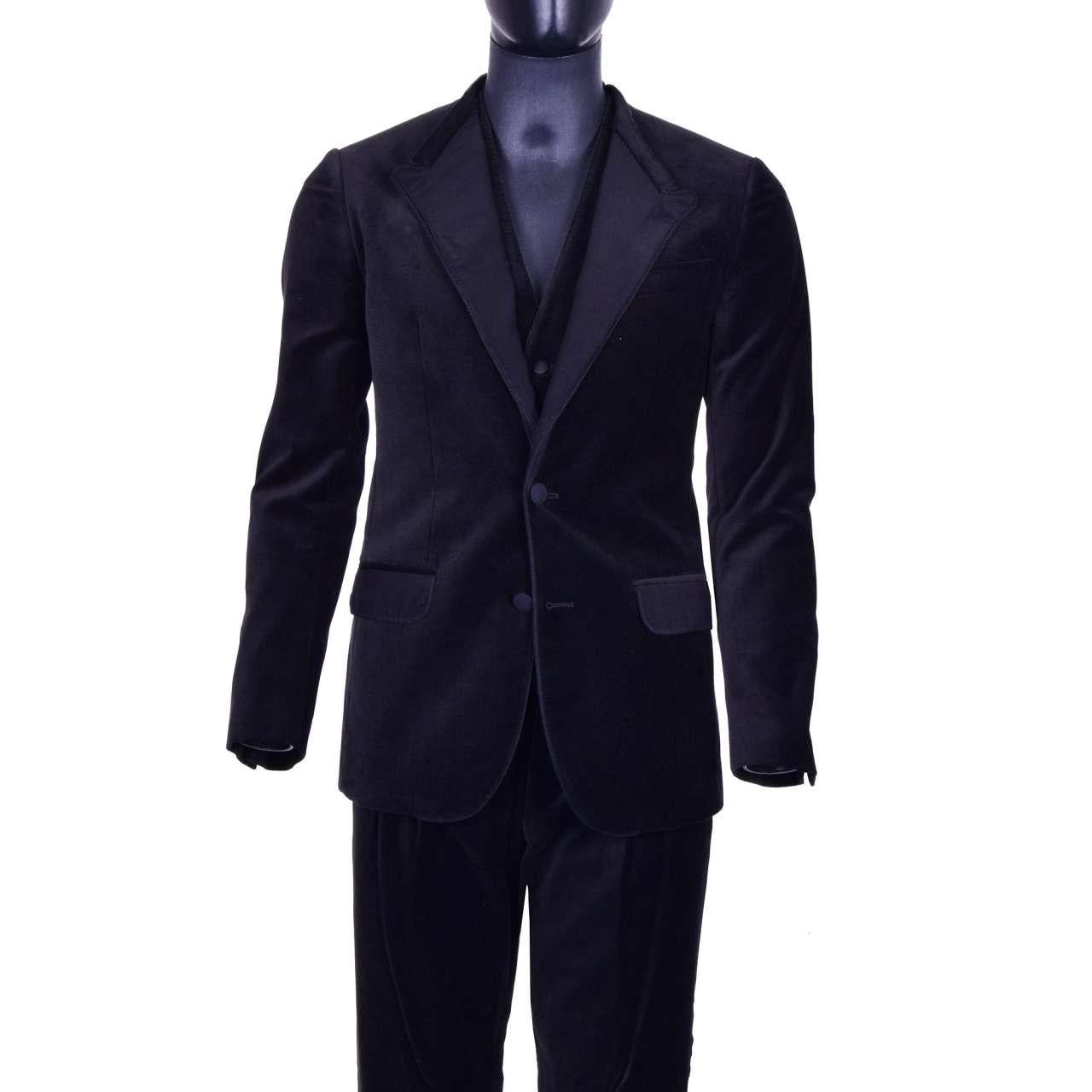 Dolce & Gabbana - RUNWAY 3 Pieces Velvet Suit Black For Sale 3
