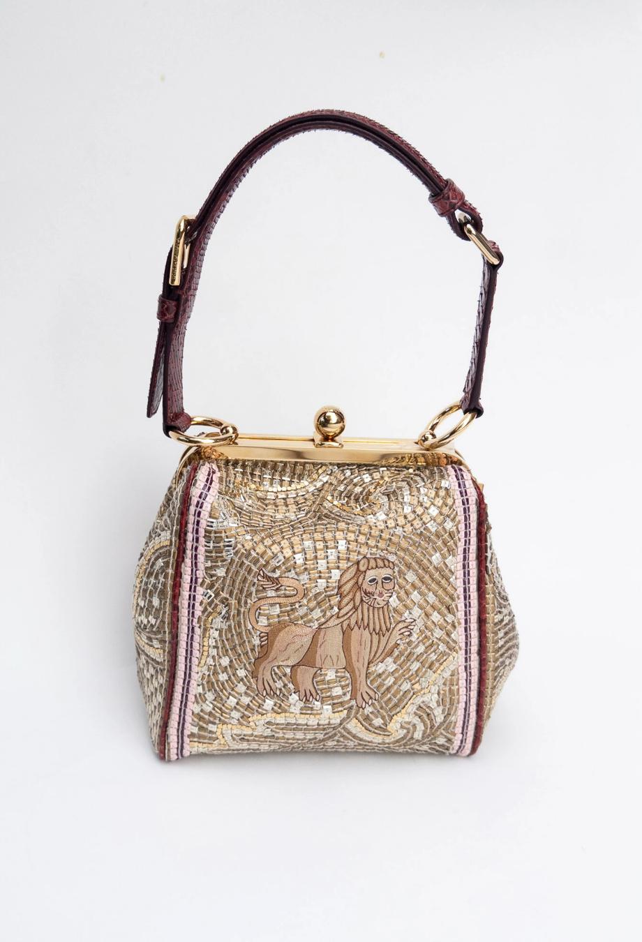 Bolso Dolce & Gabbana Runway Agata León Mosaico Bordado en venta 3