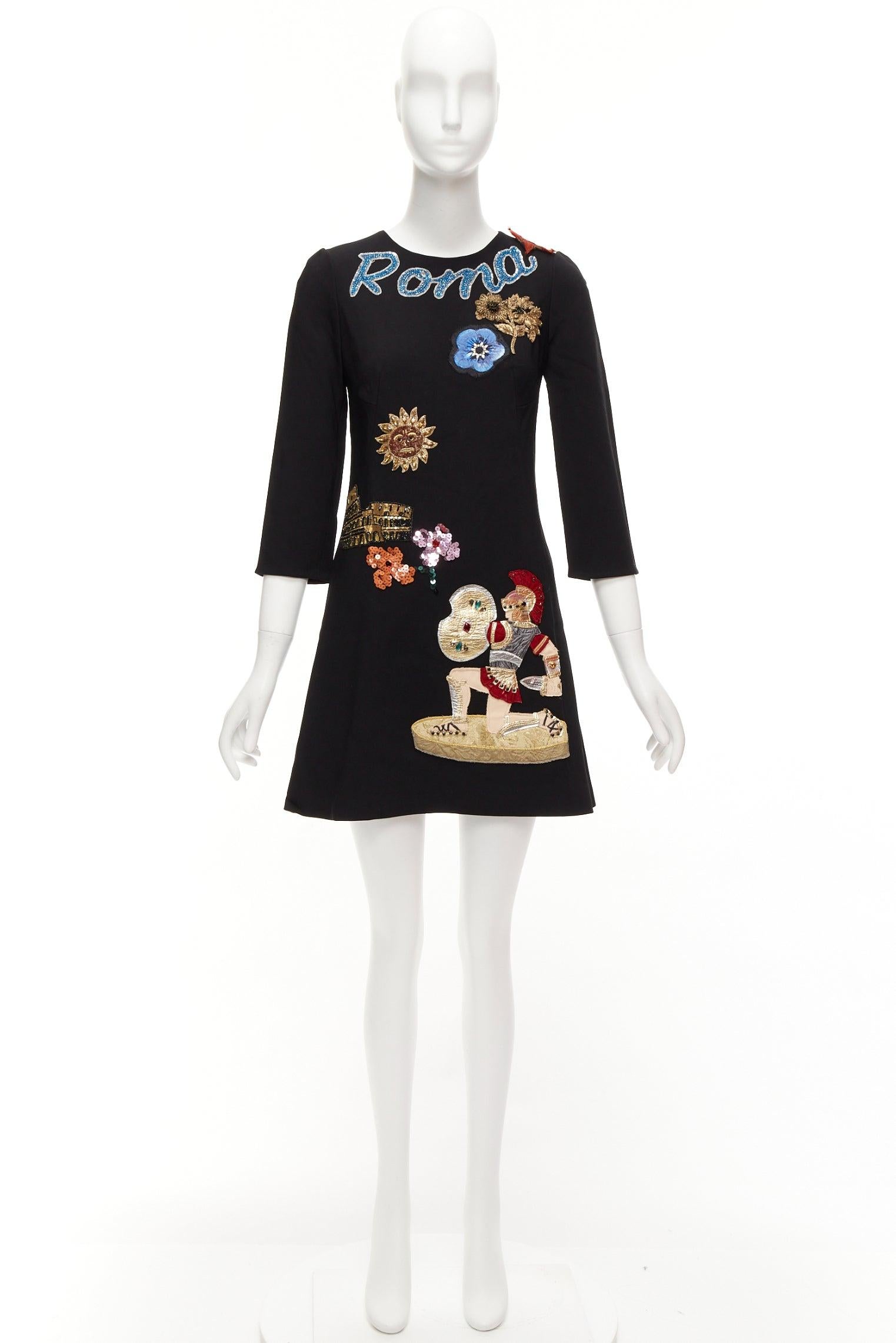 DOLCE GABBANA Pasarela negro Roma Guerrero lentejuelas cuero parche vestido shift IT38 XS en venta 4