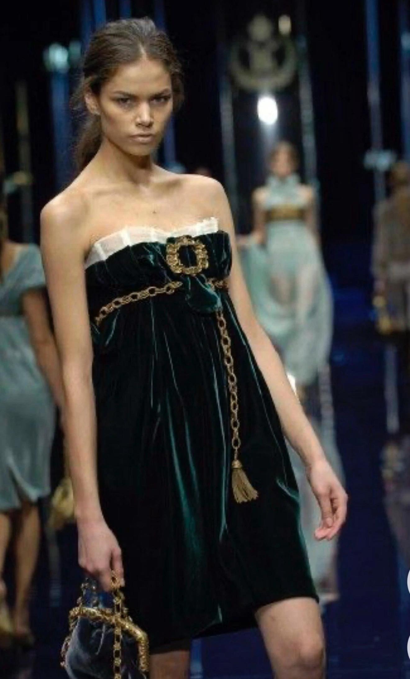Black DOLCE & GABBANA Runway F/W 2006 Green Velvet & Chain Corset Babydoll Dress For Sale