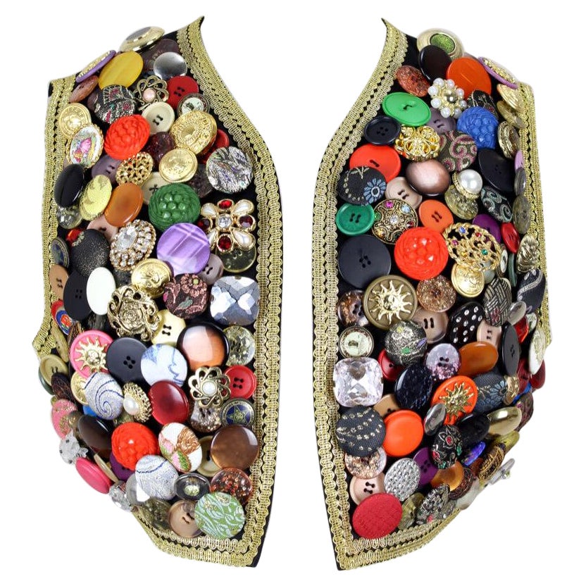 DOLCE & GABBANA S/S 1993 Laufsteg Dokumentierte Schwarze Weste mit Knopfapplikationen Gekürzt