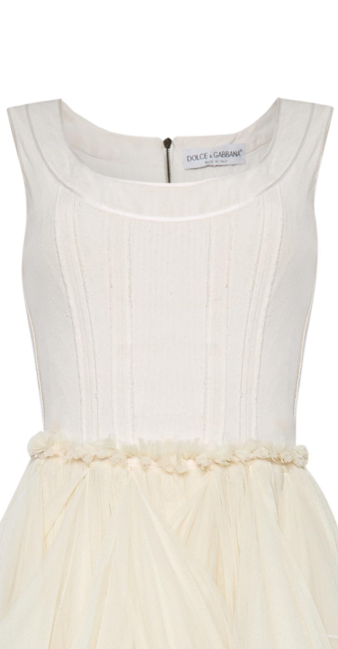 Dolce & Gabbana S/S 1994 runway ivory ballerina gown In Good Condition In Eivissa, ES