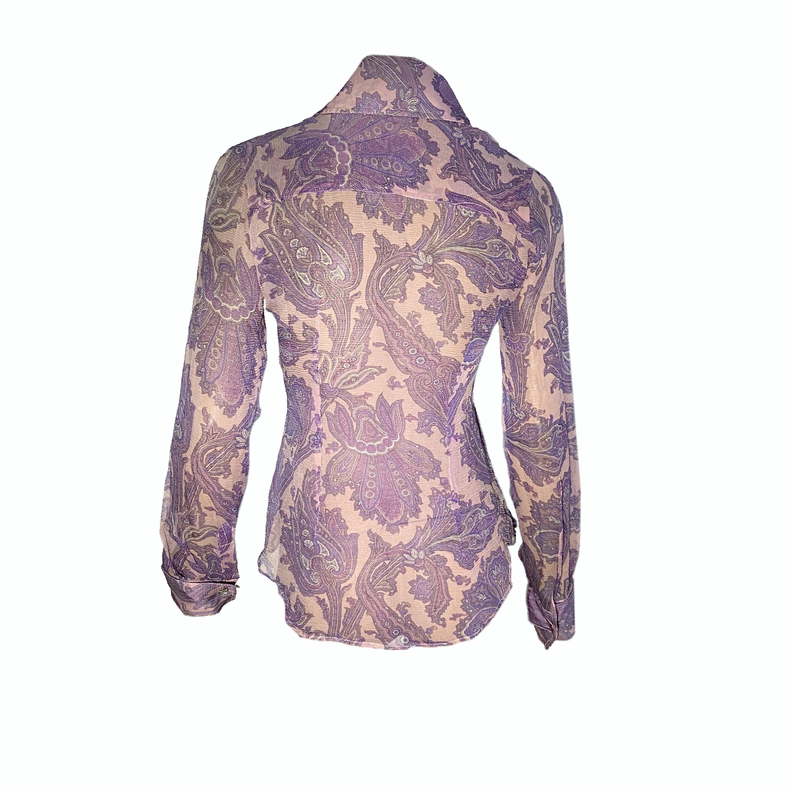Dolce & Gabbana sheer low-cut shirt from the S/S 2000 “Mix & Match” collection, also appeared on the runway (Look 32, worn by Trish Goff)

Pink and purple Paisley motif, crystal cufflinks

Size IT 40

Shoulder to shoulder: 40cm / 15,7 inches 
Pit to