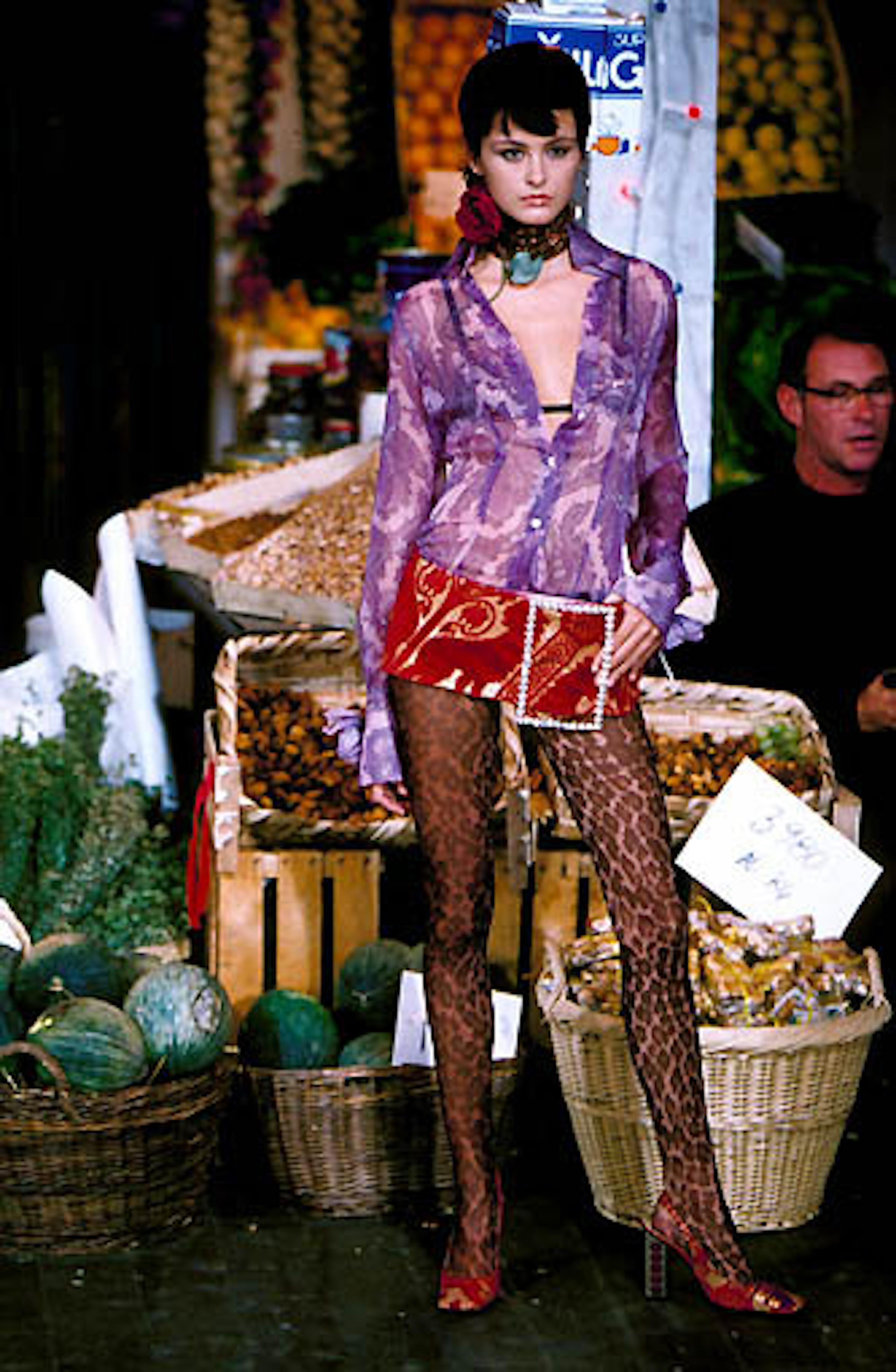 Gray Dolce & Gabbana S/S 2000 silk paisley shirt + micro skirt set For Sale