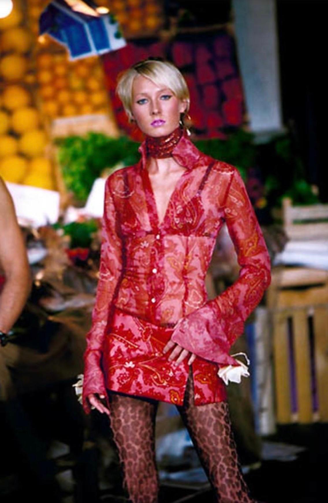 Dolce & Gabbana S/S 2000 Runway Sheer Blouse & Mini Skirt 2 Piece Set Ensemble 15