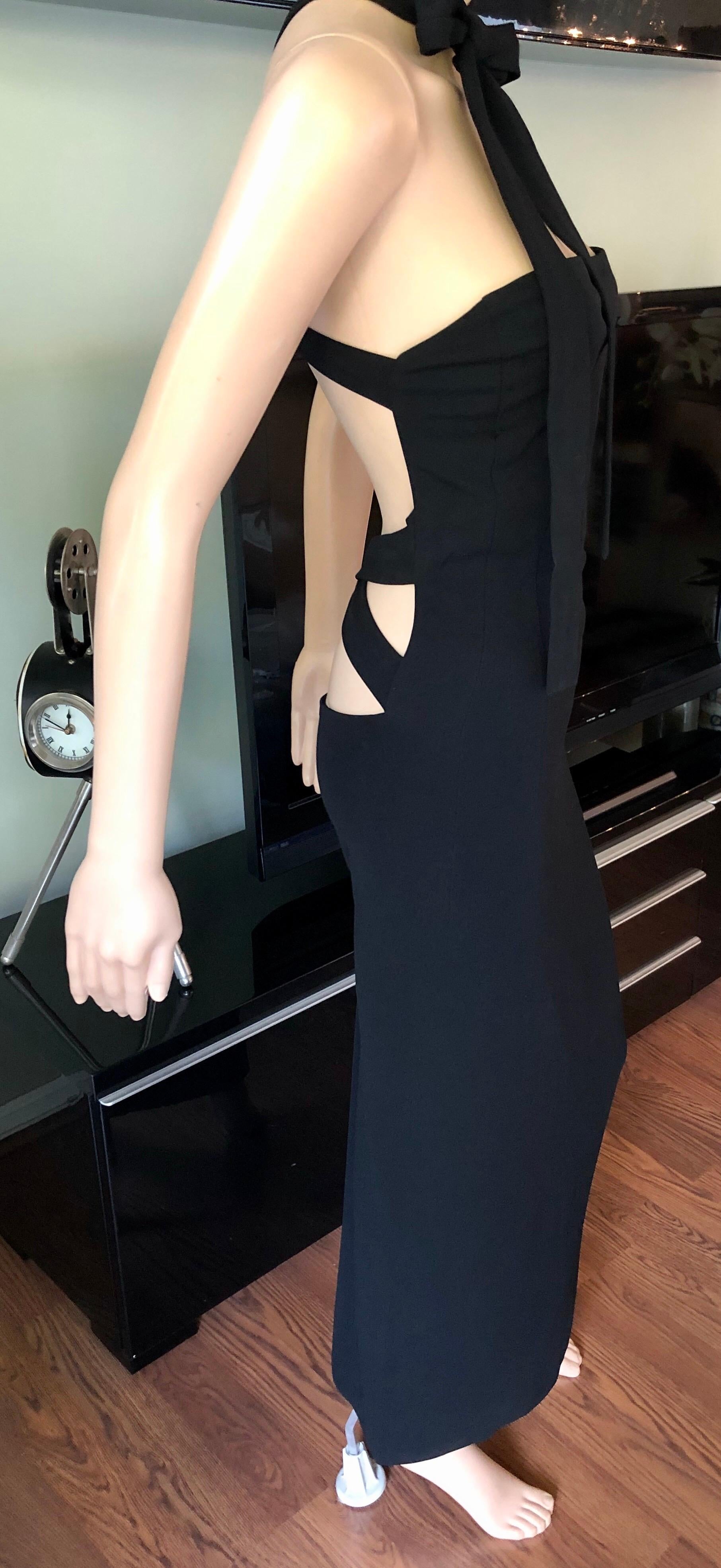 Dolce & Gabbana S/S 2001 Laufsteg Rückenfreies Bodycon-Kleid mit Krawatte Schwarz im Zustand „Gut“ in Naples, FL