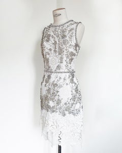 Dolce & Gabbana S/S 2011 white lace crystal floral sleeveless wedding dress IT40