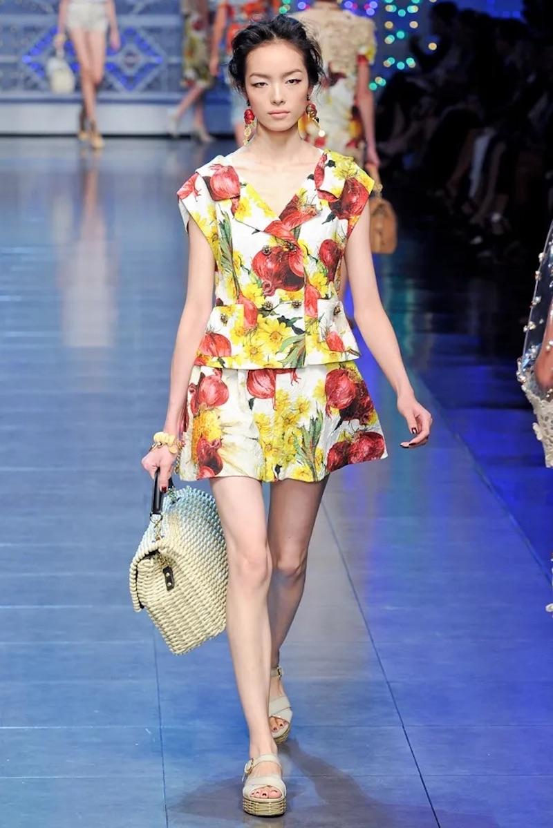 Dolce & Gabbana S/S 2012  embellished high waist mini skirt size S  5