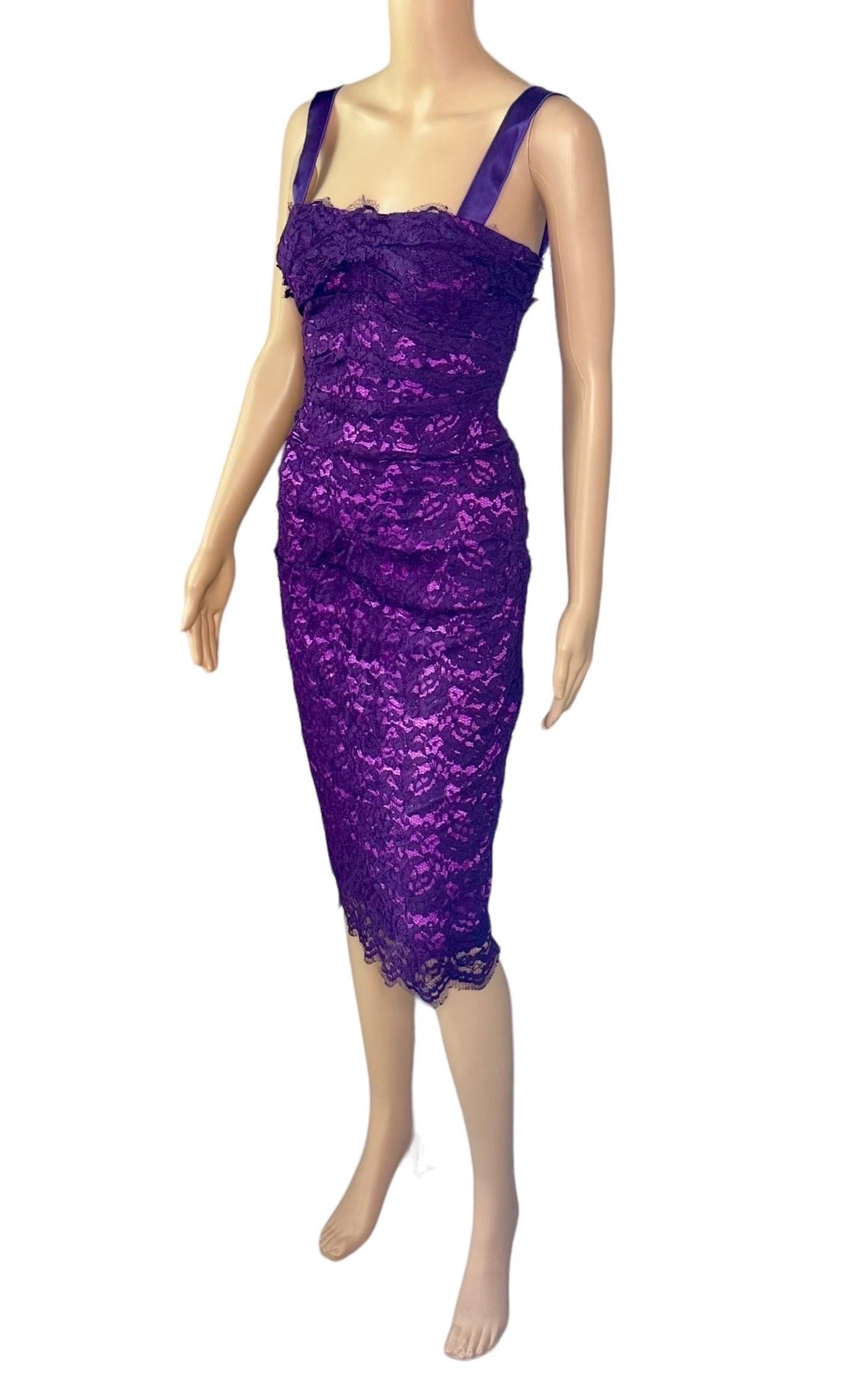 Dolce & Gabbana - P/E 2012 - Vestito midi in pizzo con bustier e corsetto non indossato in vendita 4