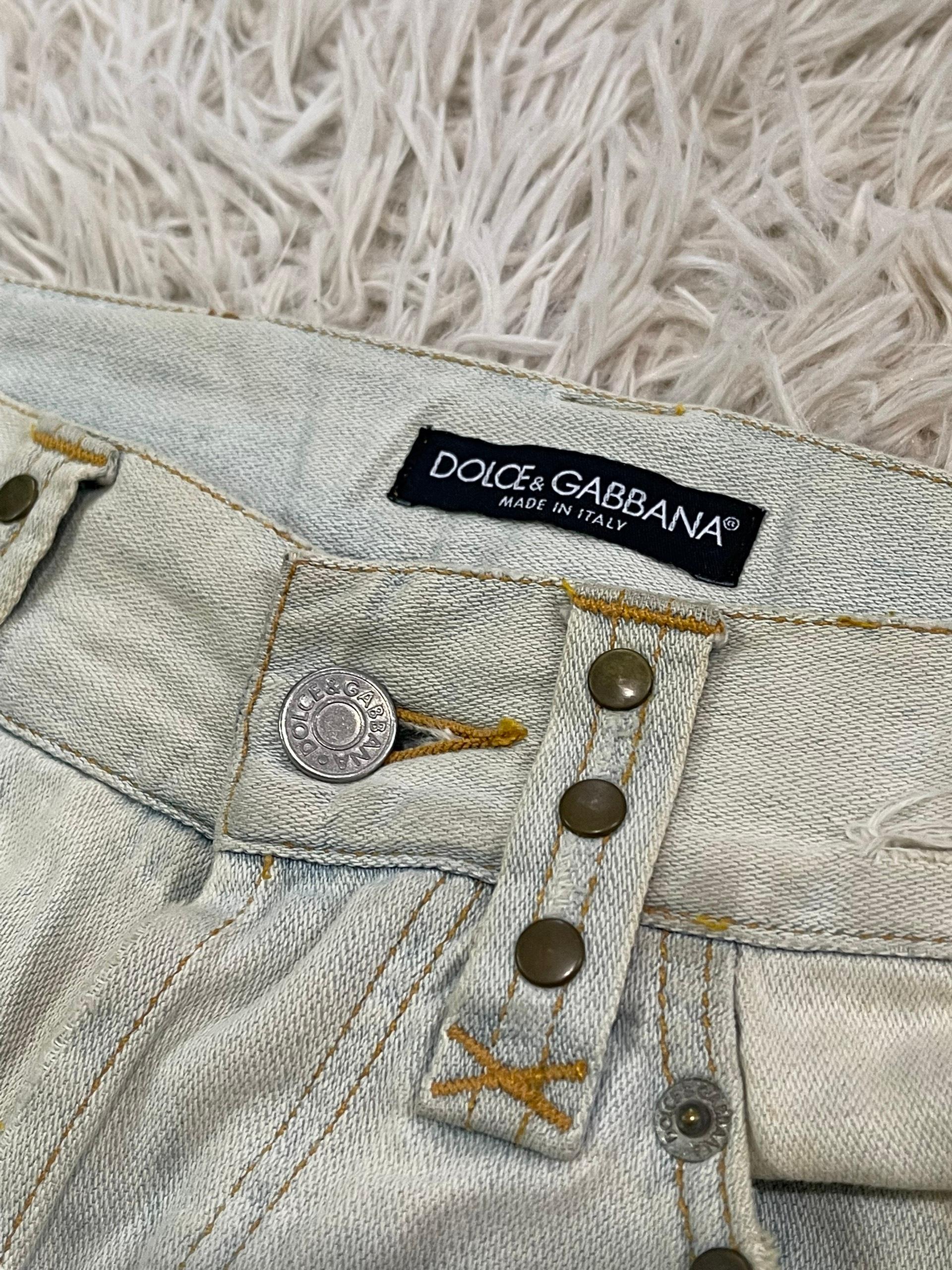Dolce Gabbana S/S2006 Worn and Distressed Leopard Jeans In Good Condition In Tương Mai Ward, Hoang Mai District