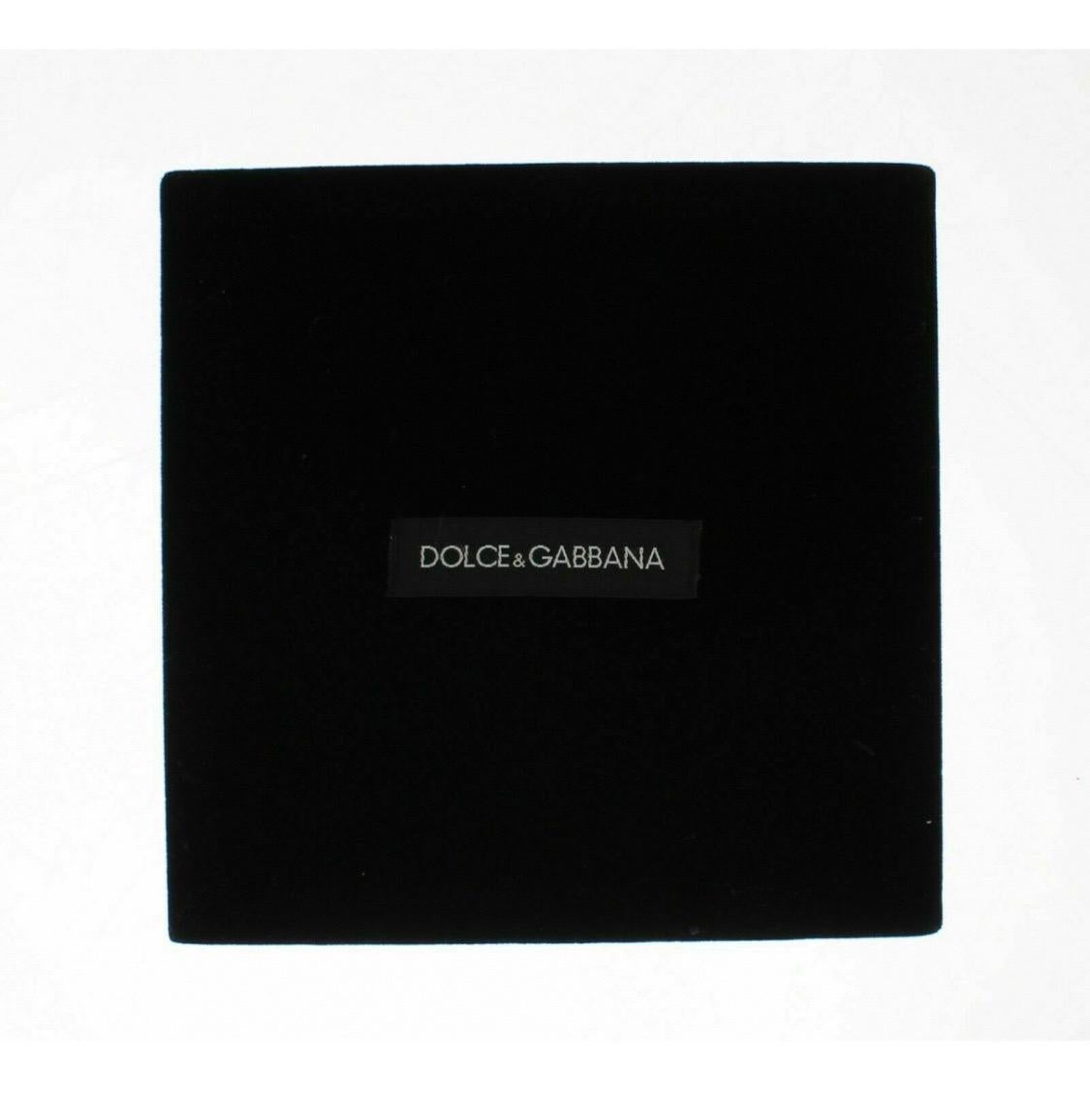 Dolce & Gabbana sacred heart pearl pendant
Chain necklace with red crystals In New Condition In WELWYN, GB