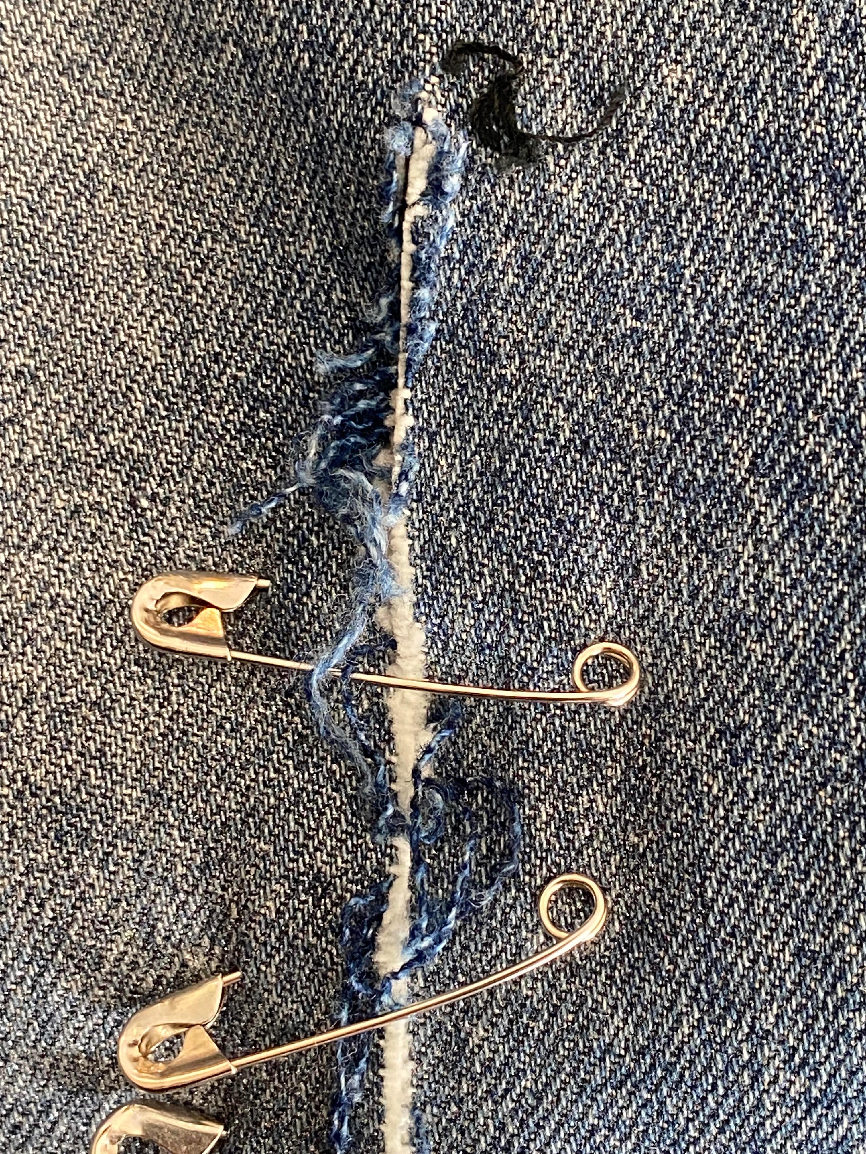 Dolce & Gabbana Safety Pin Jeans For Sale 4