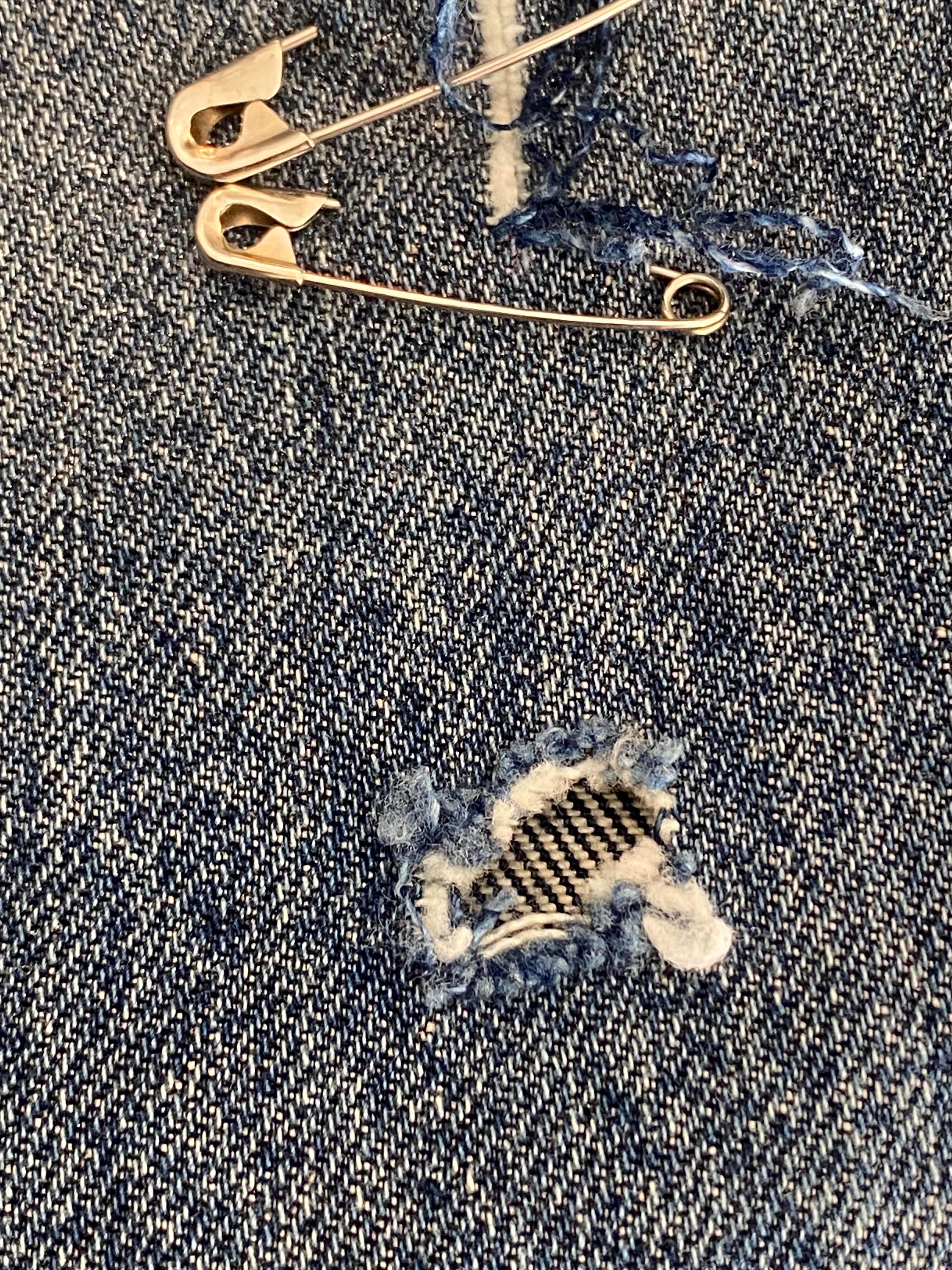 Dolce & Gabbana Safety Pin Jeans For Sale 5