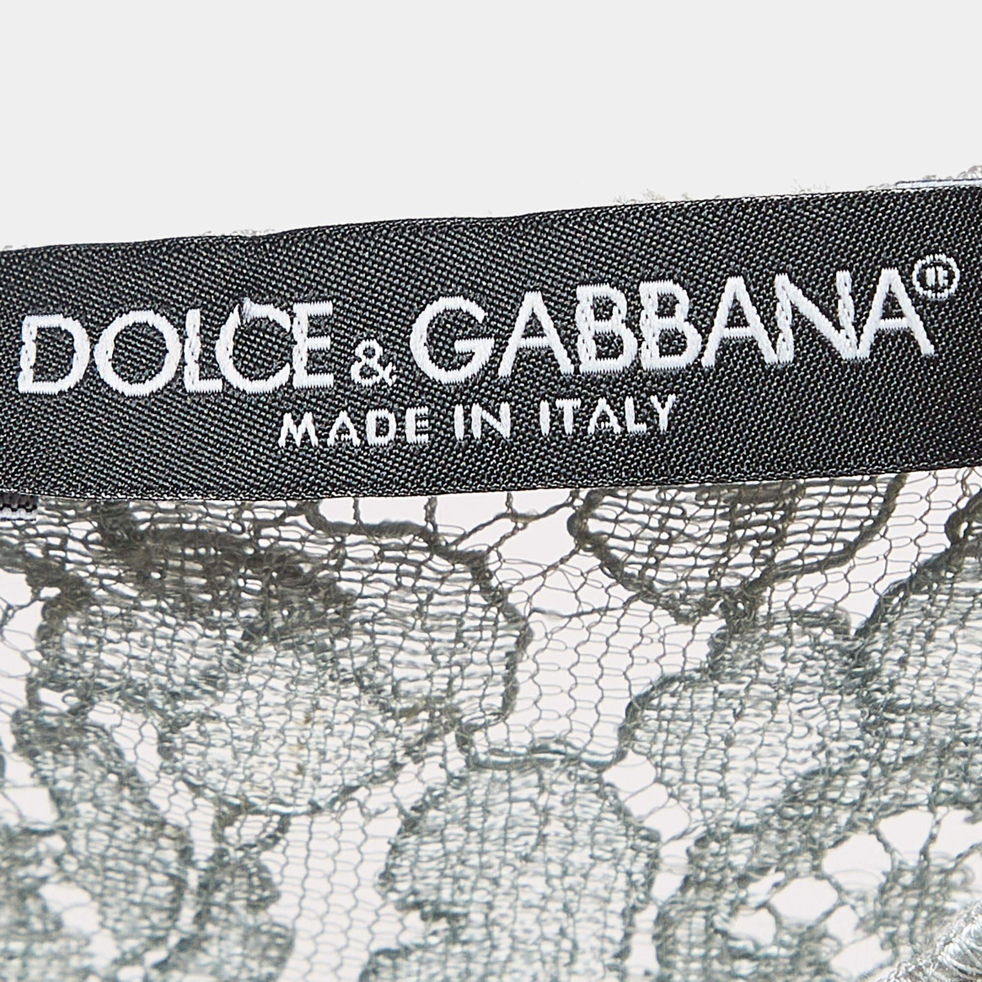 Dolce & Gabbana Sage Green Floral Lace Sleeveless Blouse S In Excellent Condition In Dubai, Al Qouz 2