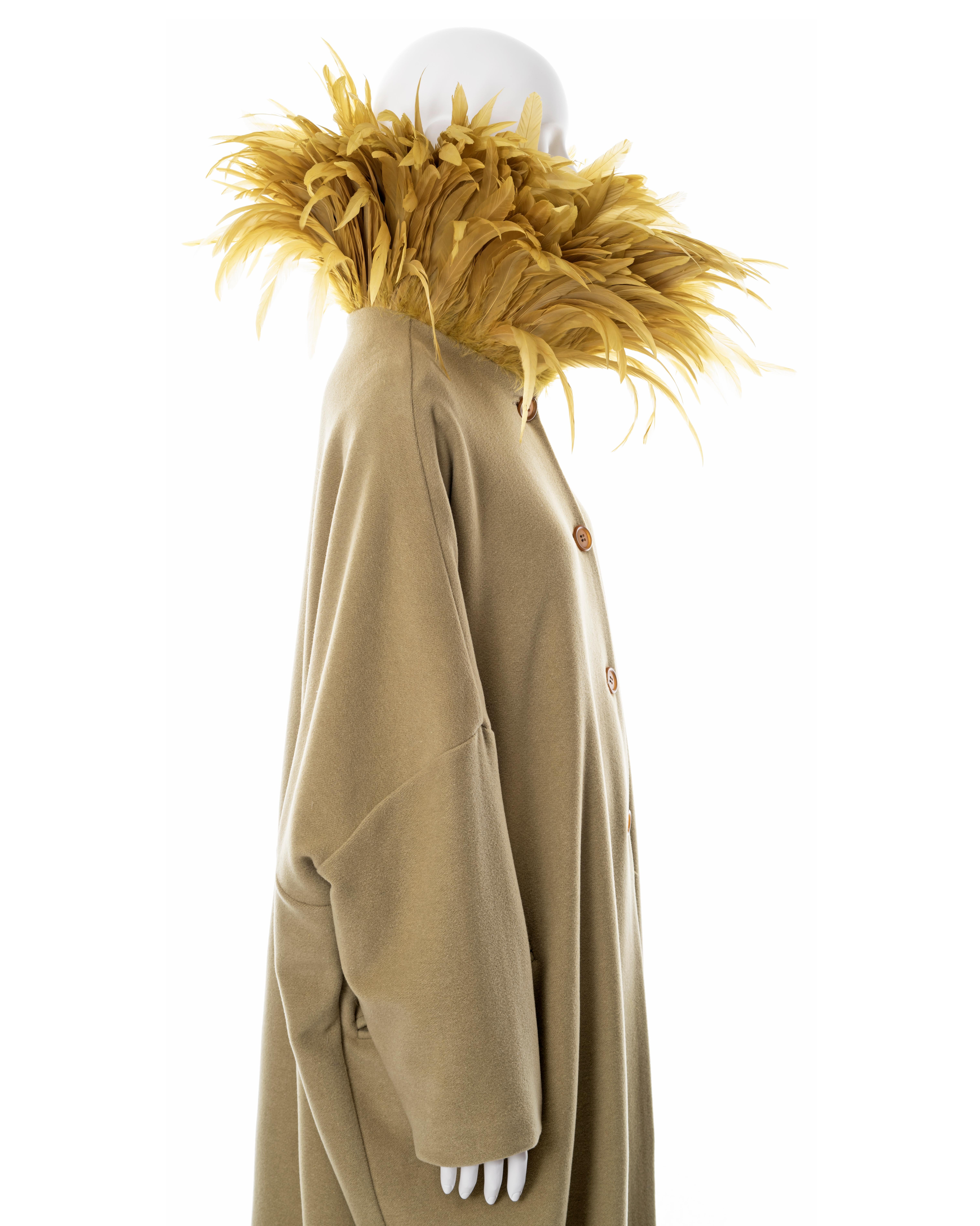 Dolce & Gabbana sage green wool cocoon coat with feather collar, fw 1990 For Sale 7