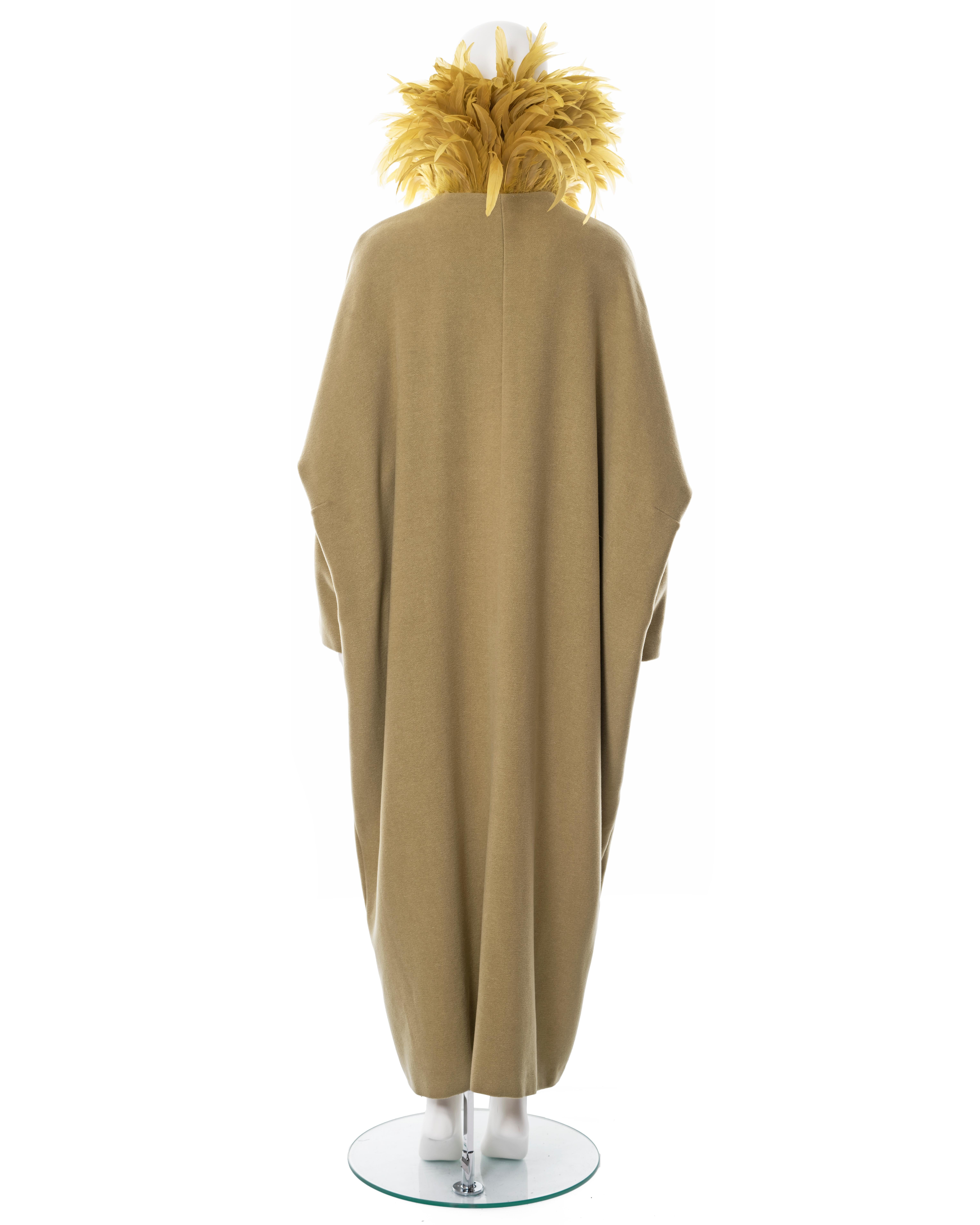 Dolce & Gabbana sage green wool cocoon coat with feather collar, fw 1990 For Sale 11
