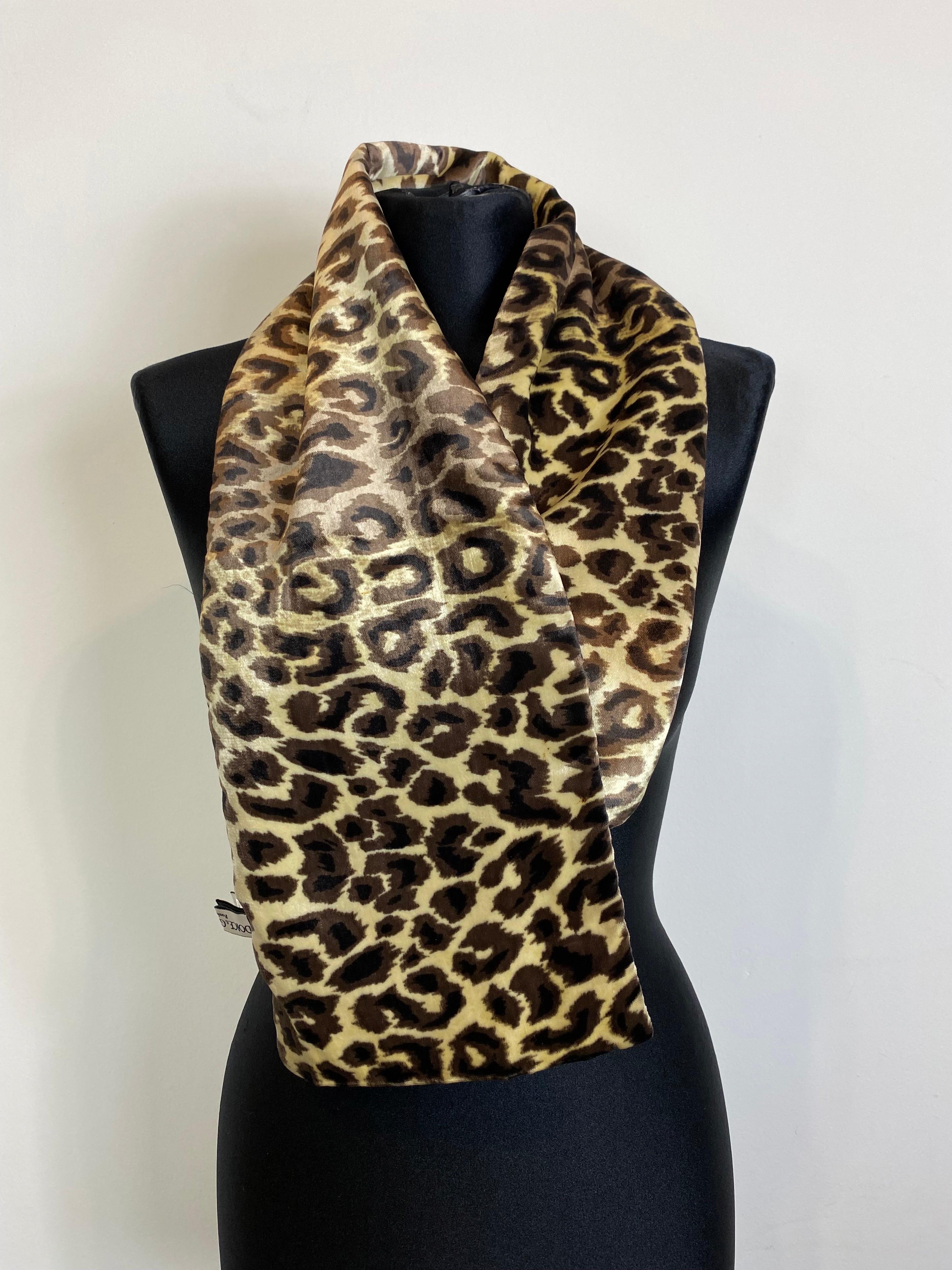 Women's or Men's Dolce & Gabbana scarf
