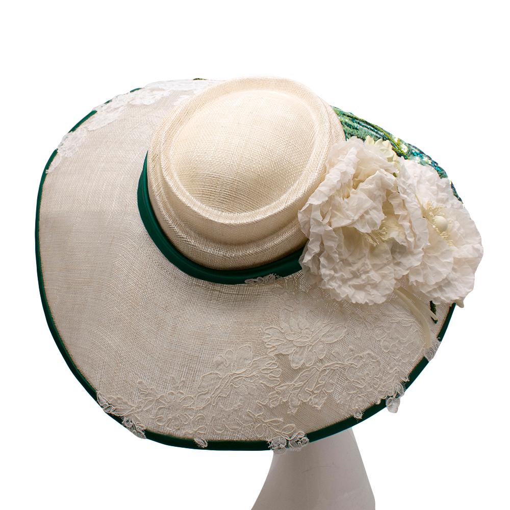 Dolce & Gabbana Sequin & Lace Detailed Floral Embellished Raffia Hat In Excellent Condition In London, GB