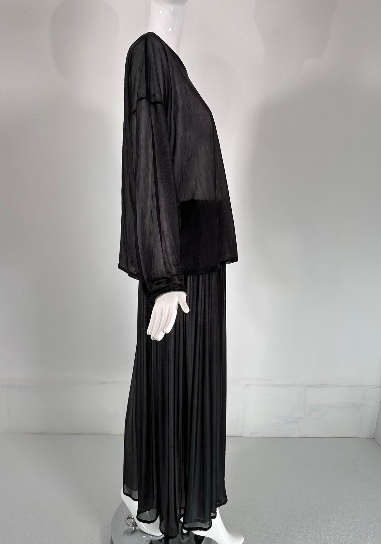 Noir Dolce & Gabbana Sheer Black & White Nylon Athleisure Over size Top & Maxi Skirt  en vente