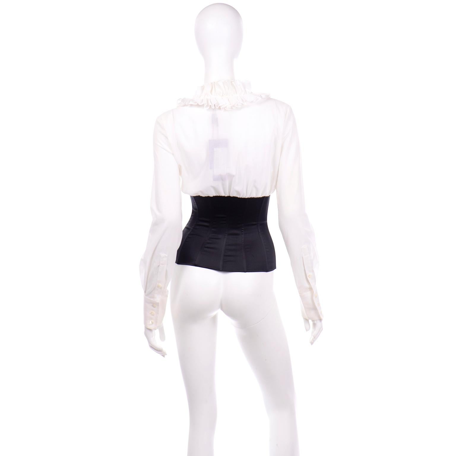 Dolce &amp;amp; Gabbana Weiße durchsichtige Bluse mit tiefem V-Rüschen und schwarzer Korsetttaille, neu mit Etikett im Zustand „Neu“ in Portland, OR