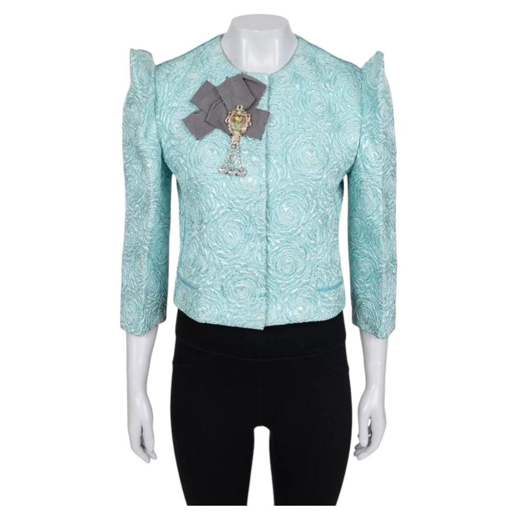 Chaqueta con hombros decorados y efecto brillante de Dolce & Gabbana, talla 44