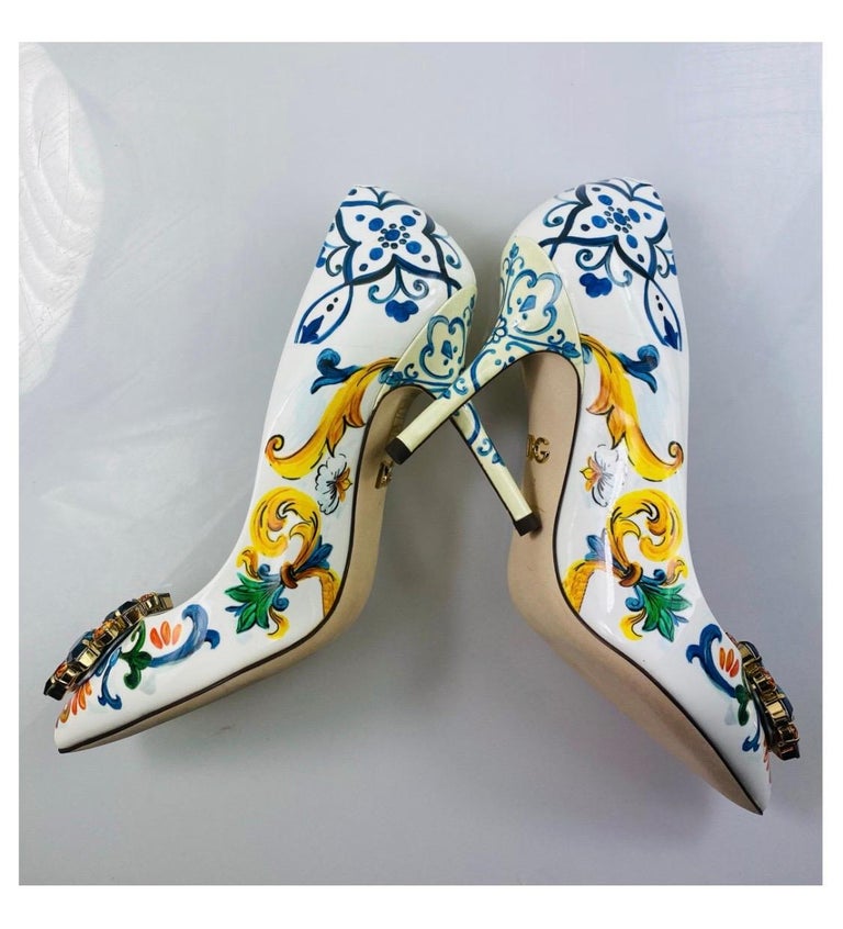 Dolce and Gabbana Sicily Maiolica Taormina vitello leather crystals heels  shoes at 1stDibs | dolce and gabbana majolica shoes, dolce gabbana majolica  shoes, sicilian shoes