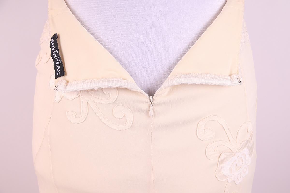Dolce & Gabbana Silk Cream Floral Lace Skirt 2000s early For Sale 1