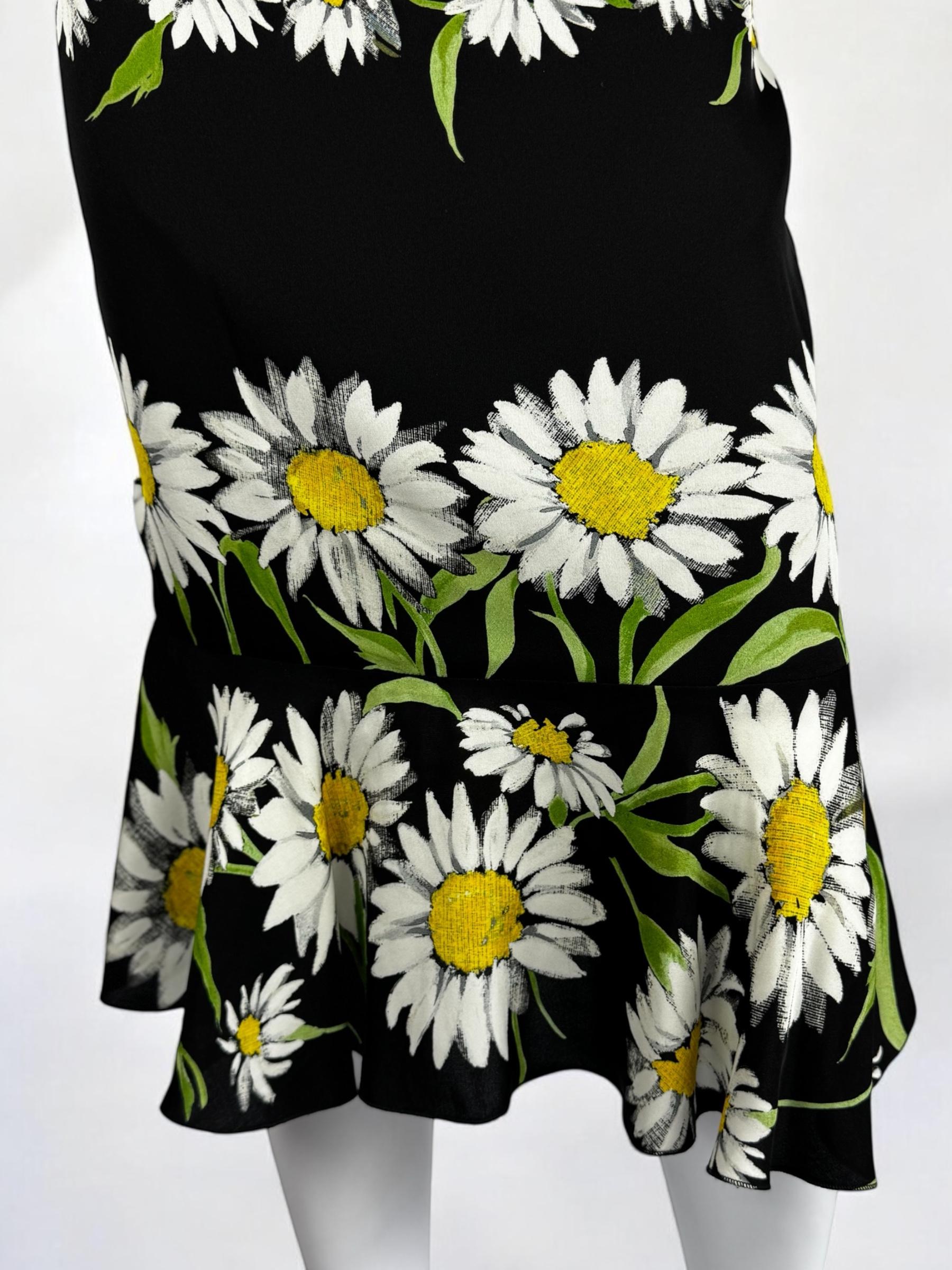 Dolce & Gabbana Gänseblümchenkleid aus Seide, 2016 im Zustand „Gut“ im Angebot in Marlborough, GB