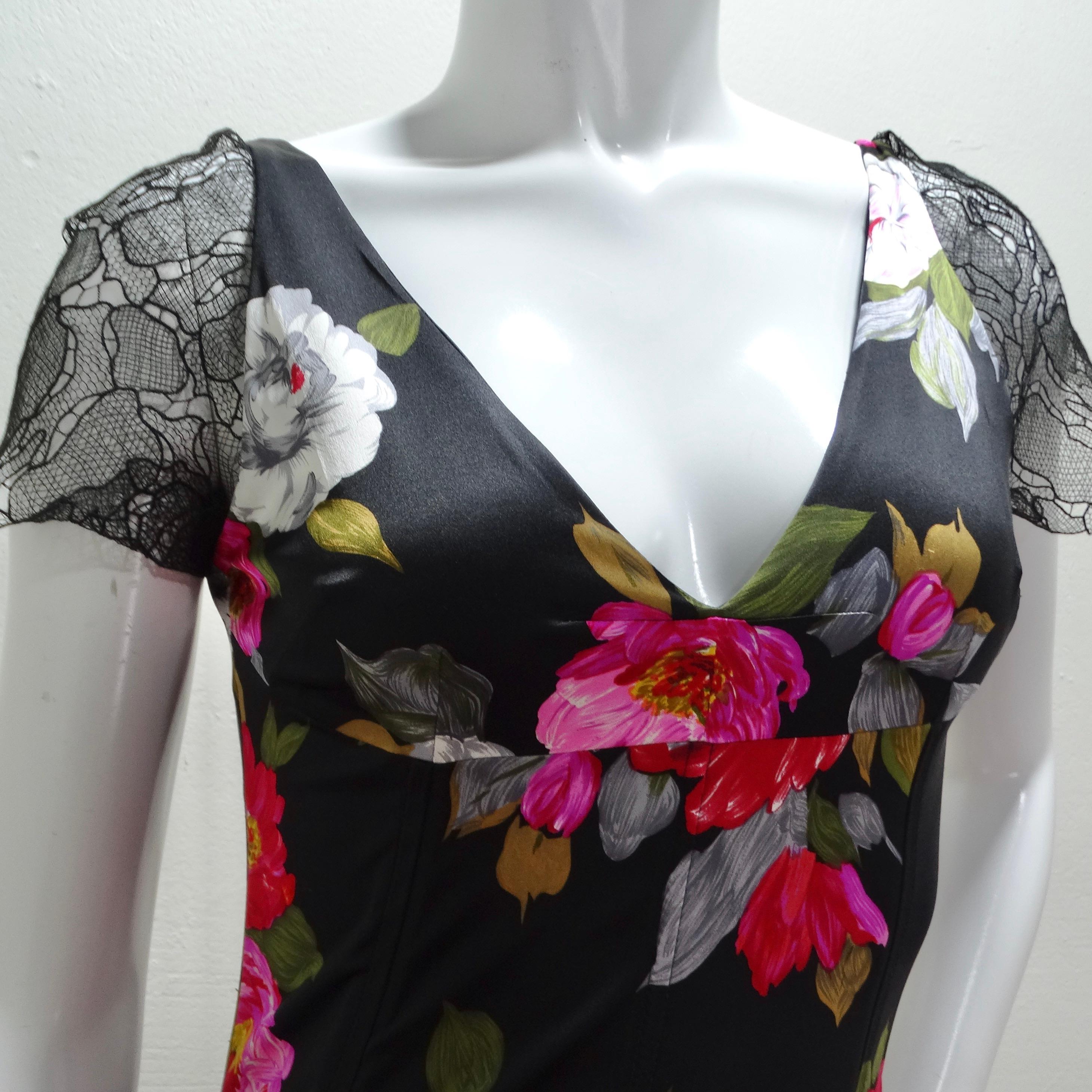 Voici la robe longue en dentelle florale de soie Dolce & Gabbana, une pièce époustouflante et luxueuse qui incarne l'élégance et la féminité intemporelles. Fabrice en soie exquise, cette robe bodycon présente un motif floral fantaisiste dans les