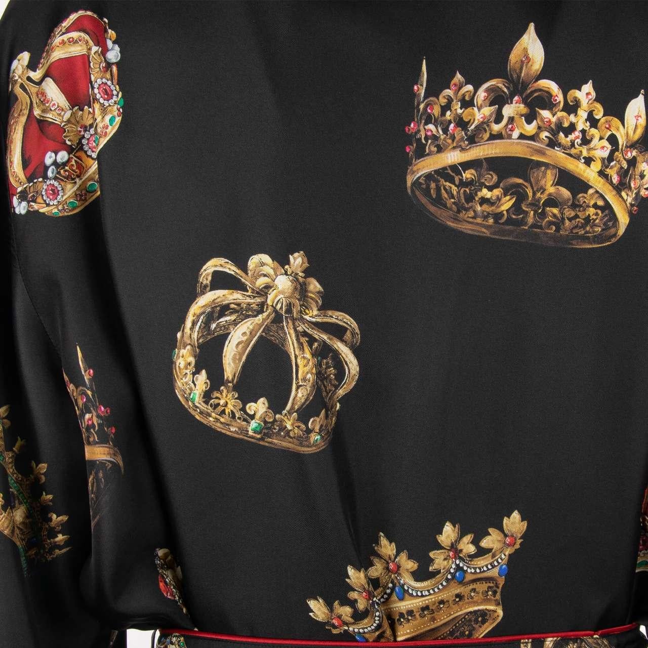 Dolce & Gabbana - Silk King Crown Printed Coat Robe Black 44 For Sale 2