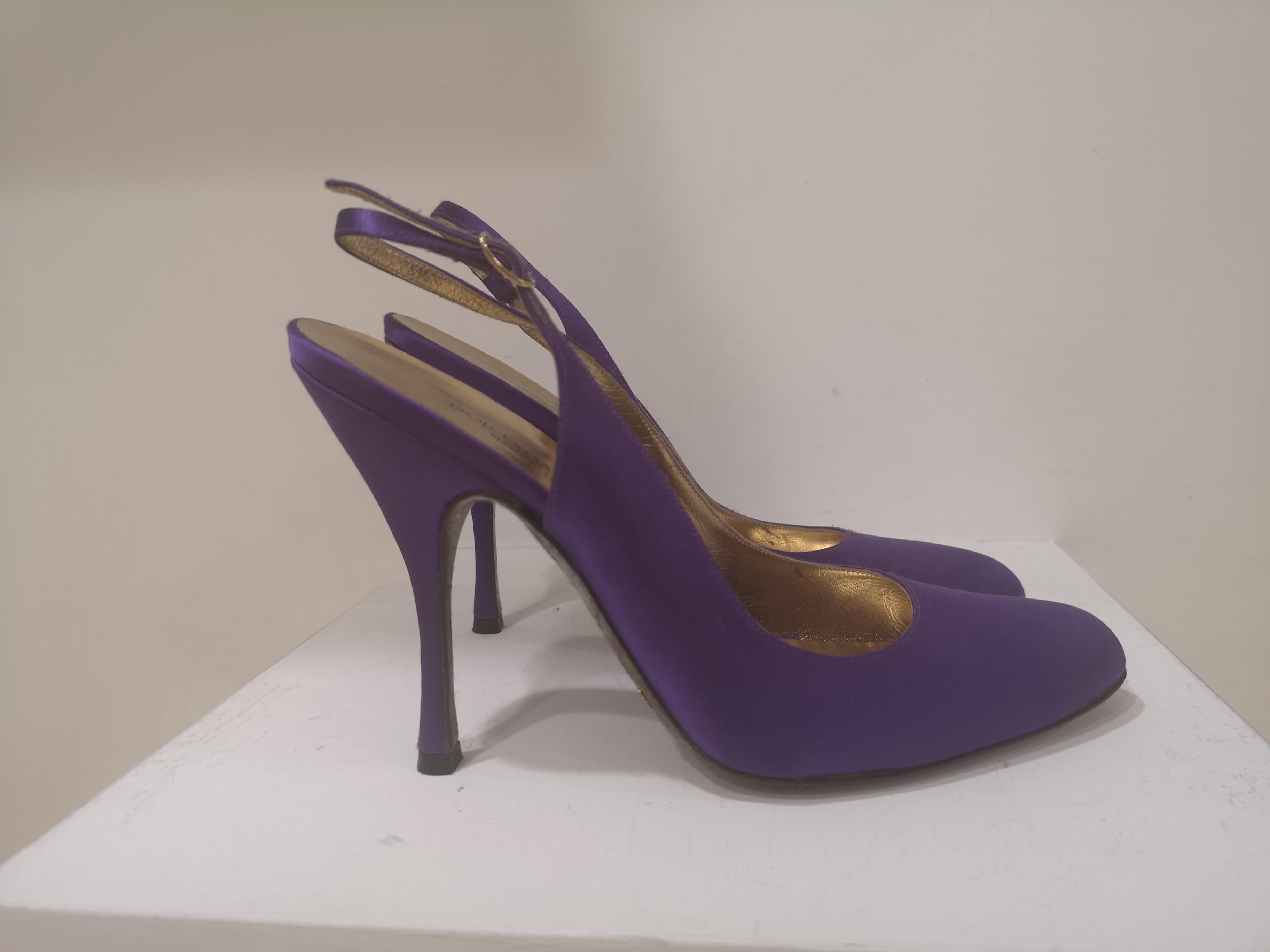 Dolce & Gabbana Silk satin purple Sandals In Good Condition In Capri, IT