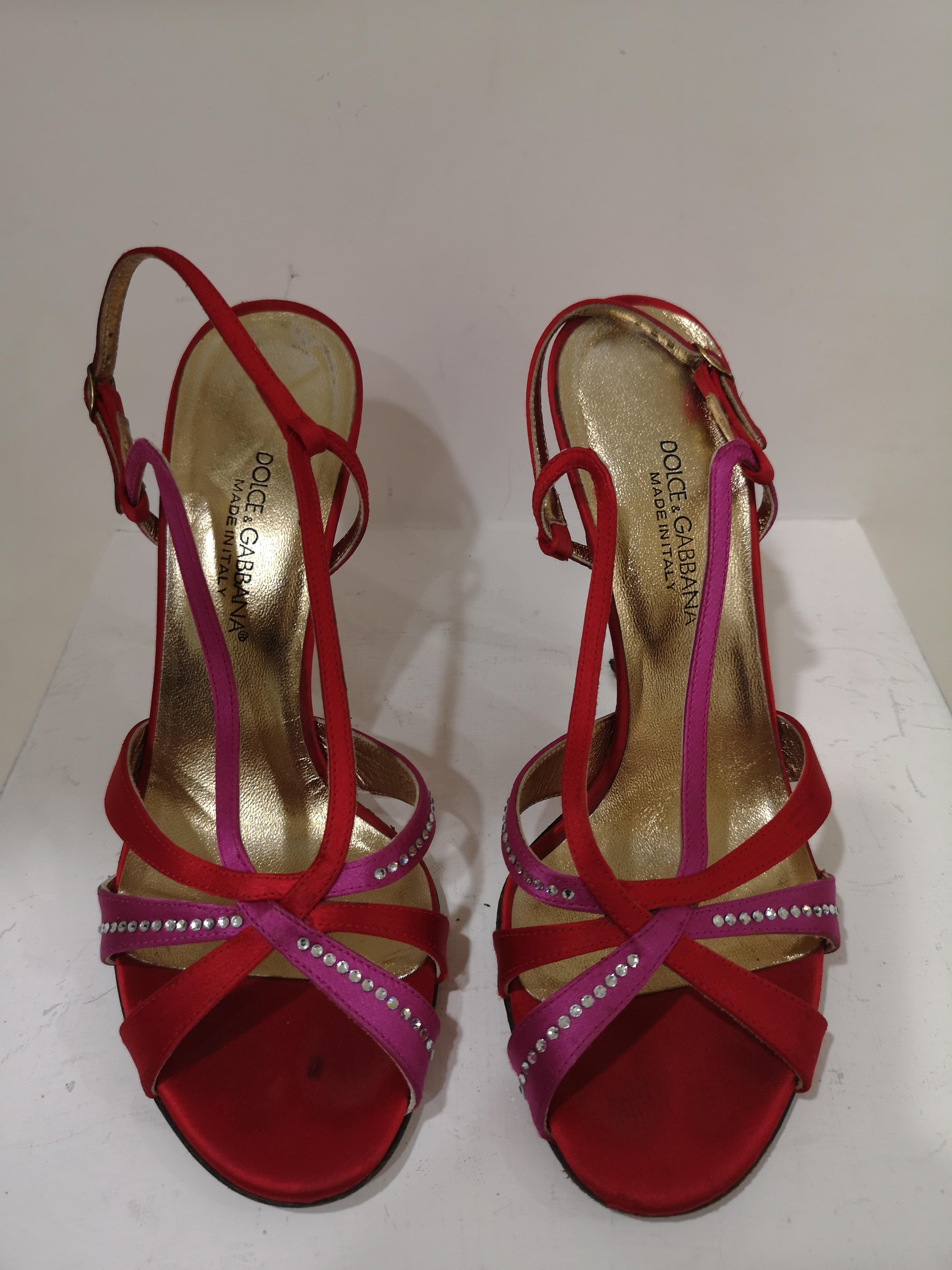 Dolce & Gabbana Seidensandalen aus Satin Damen im Angebot