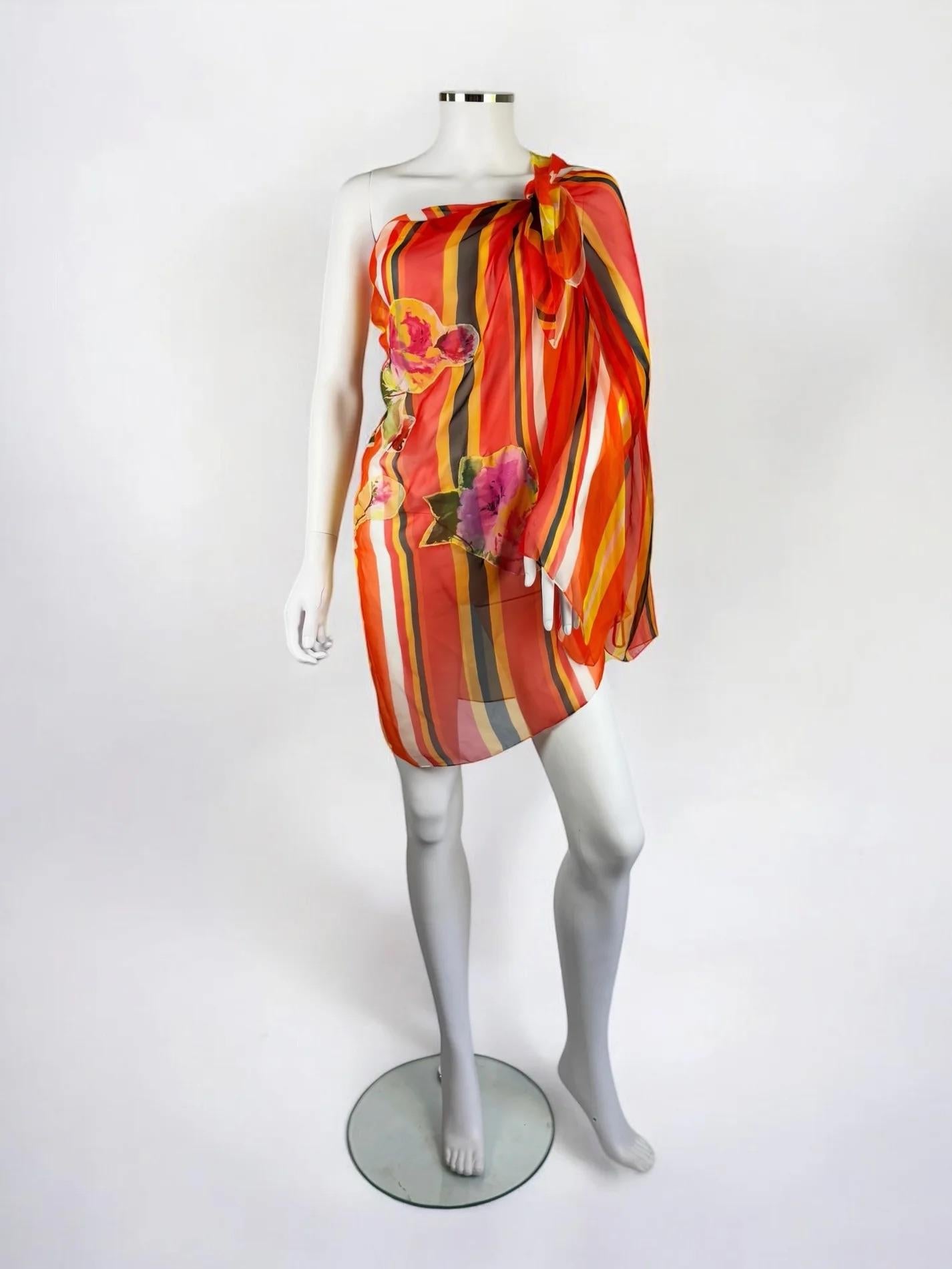 Dolce & Gabbana one-shoulder silk stripe tunic, Spring Summer 2002
Decorated with the floral print which appeared throughout this season’s runway
Ties at one side and features one flared sleeve
100% silk, sheer
Size: IT 40