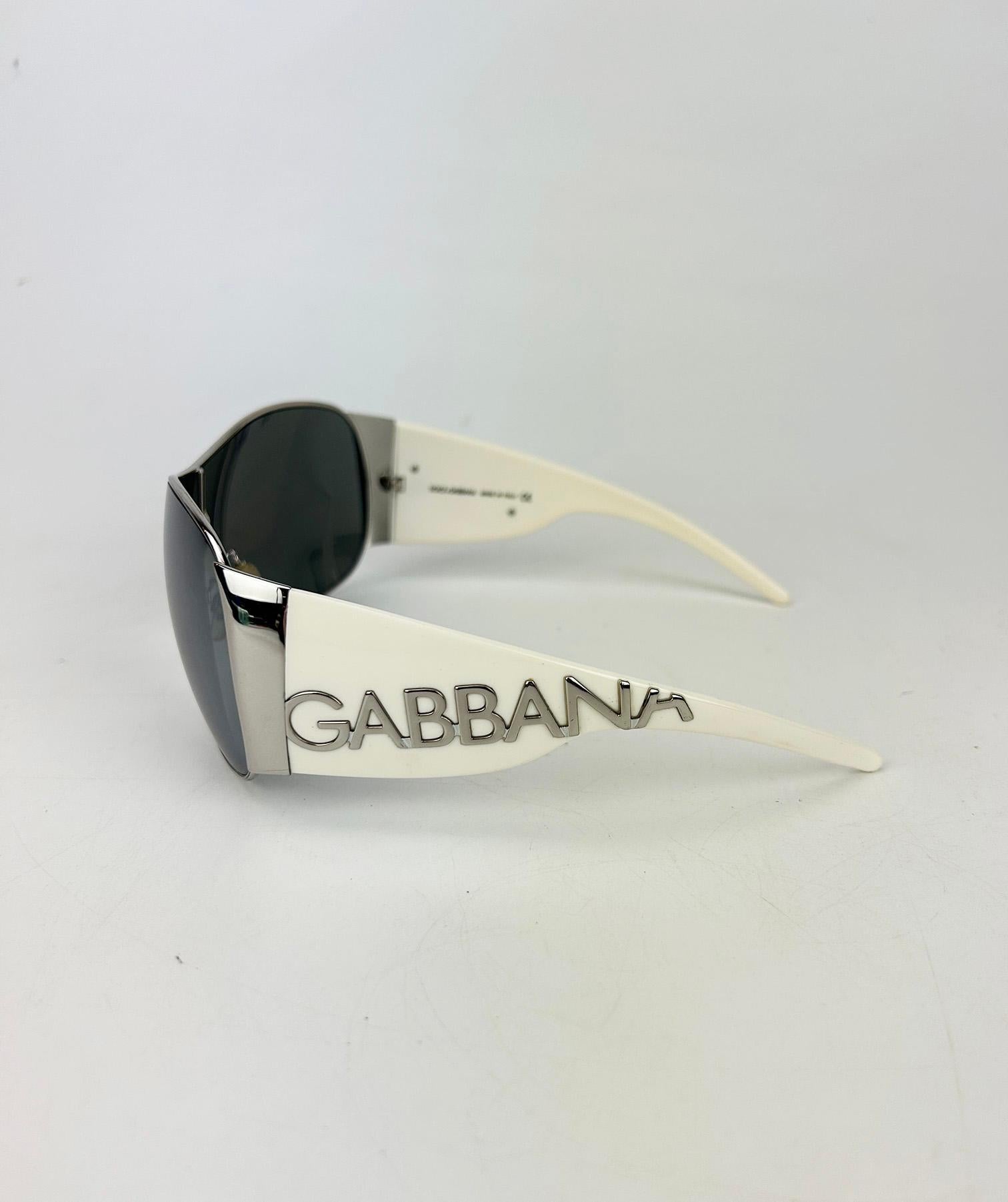 Dolce & Gabbana Silver Cream Mirror Lens Oversize Ski Sunglasses Pour femmes en vente