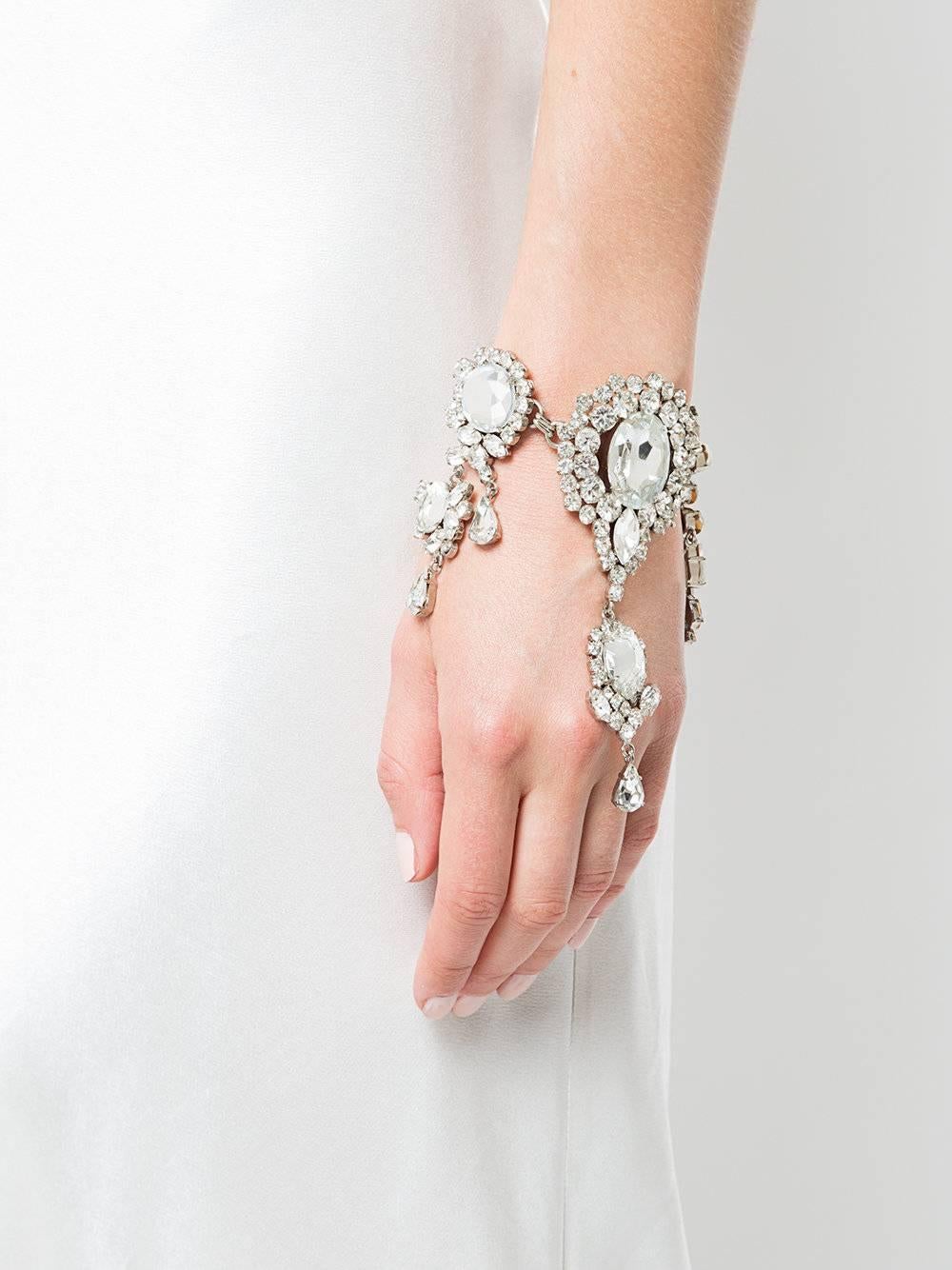 Dolce & Gabbana Silber Kristall Kette Link Abend Dangle Drop Armband in Box 

Metall
Silberfarben
Kristall
Hergestellt in Italien
Gesamtlänge 9