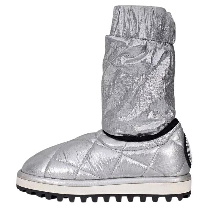 Dolce 
Gabbana Silver Elastic Ankle Boots - Size 39 For Sale