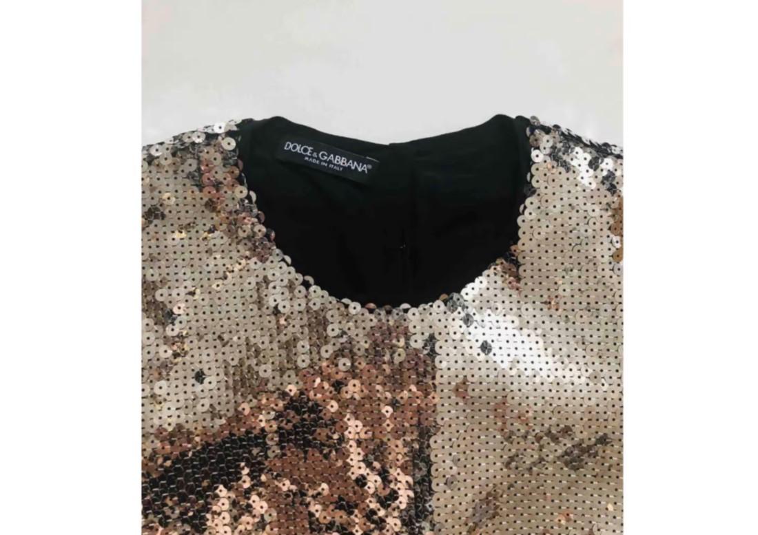 Dolce & Gabbana Silver Festive Seasonal Sequin Glitter Top Short Party Blouse  In New Condition In WELWYN, GB
