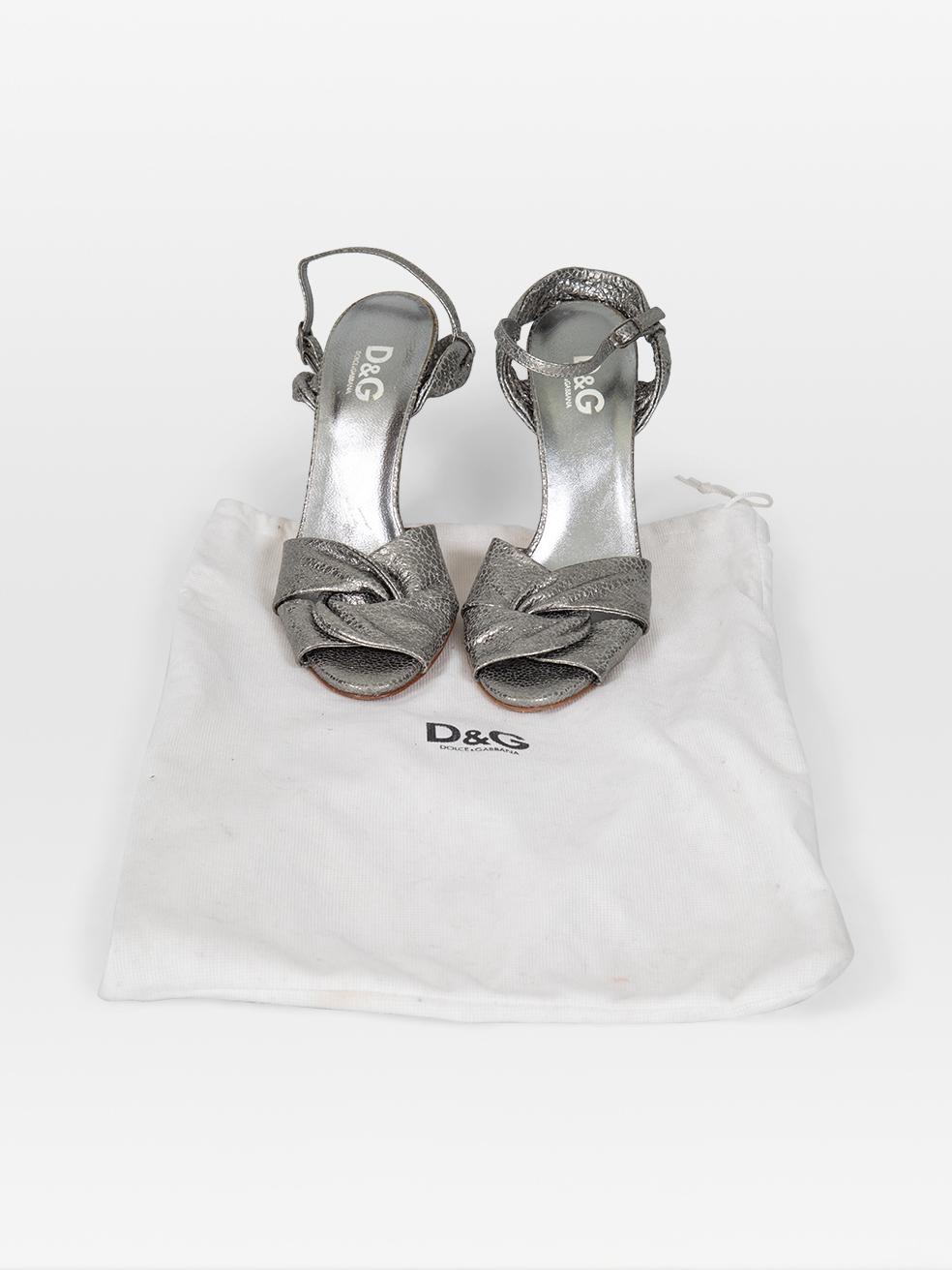 Dolce & Gabbana Sandales à talons en cuir Silver Taille IT 37.5 en vente 5