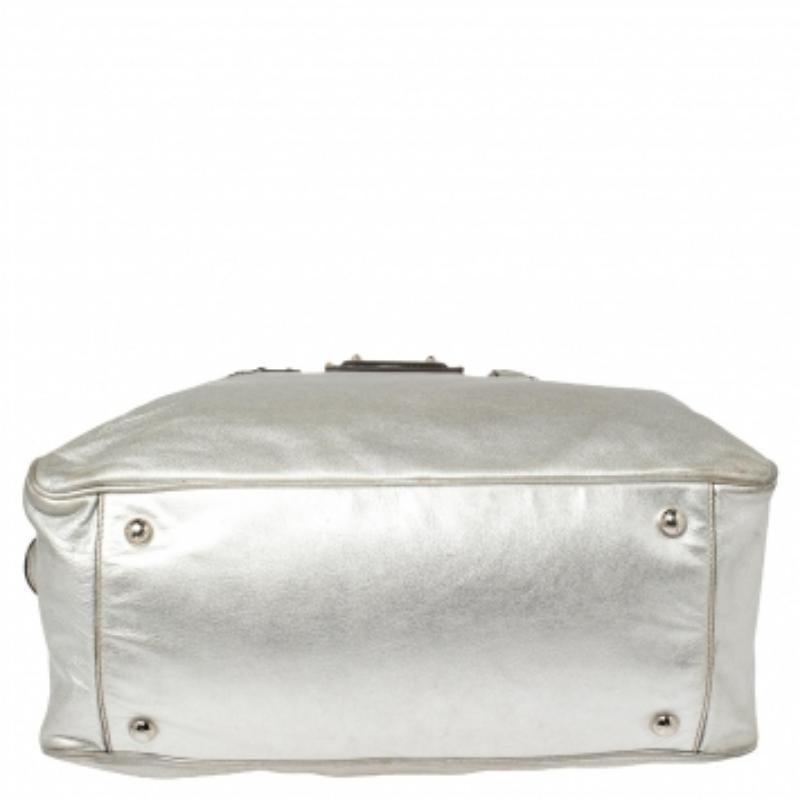 Dolce & Gabbana Silver Leather Miss Biz Satchel In Fair Condition For Sale In Dubai, Al Qouz 2