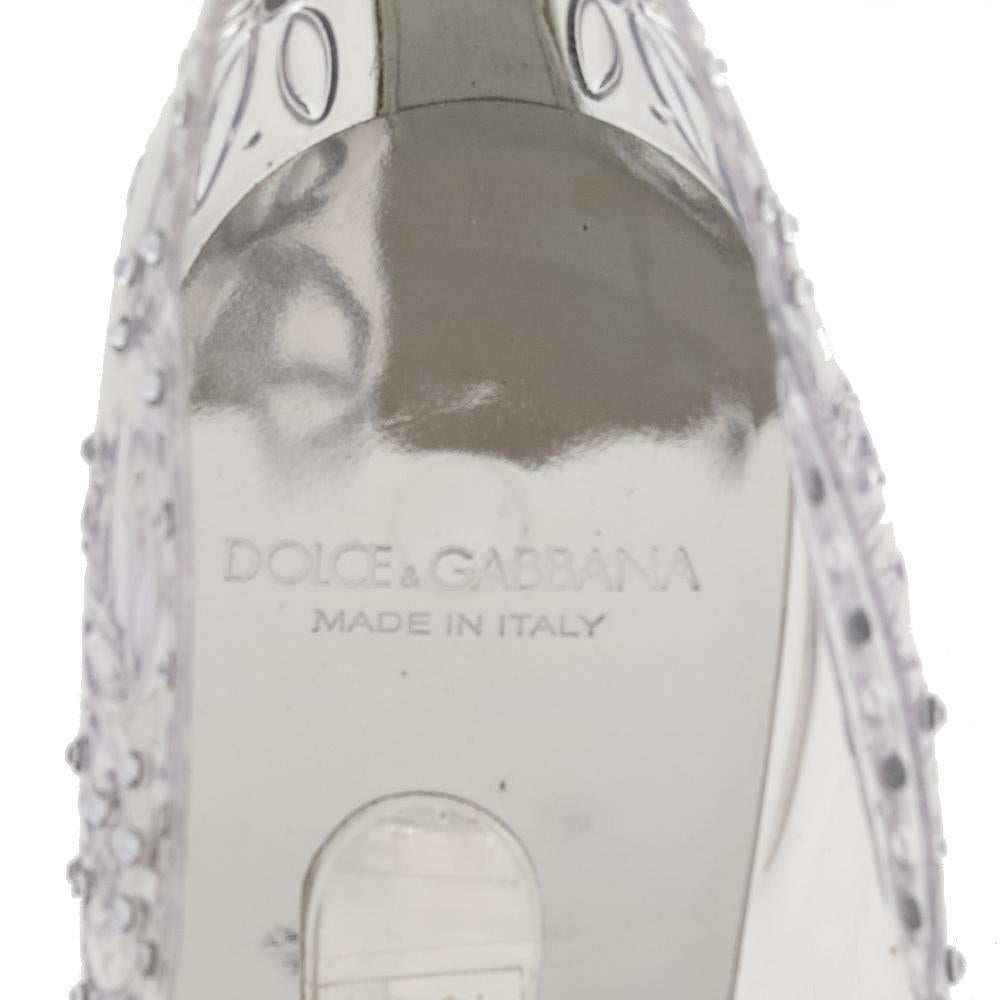 Dolce & Gabbana Silver PVC Crystal Embellishment Cinderella Pumps Size 40 In New Condition In Dubai, Al Qouz 2