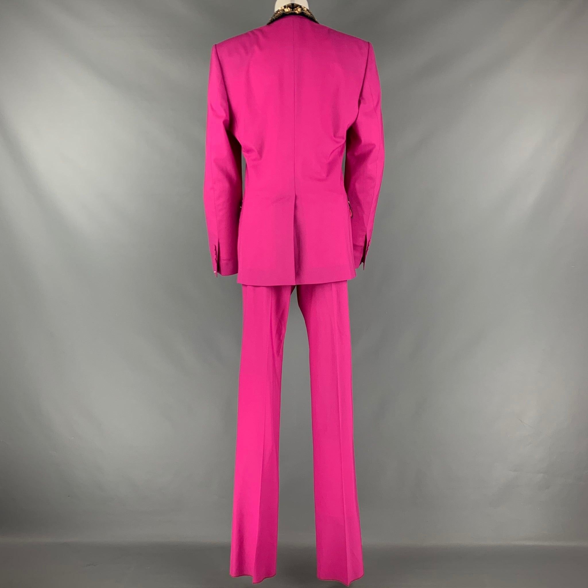 DOLCE & GABBANA Size 12 Pink Navy Gold Wool Beaded Peak Lapel Pants Suit 2