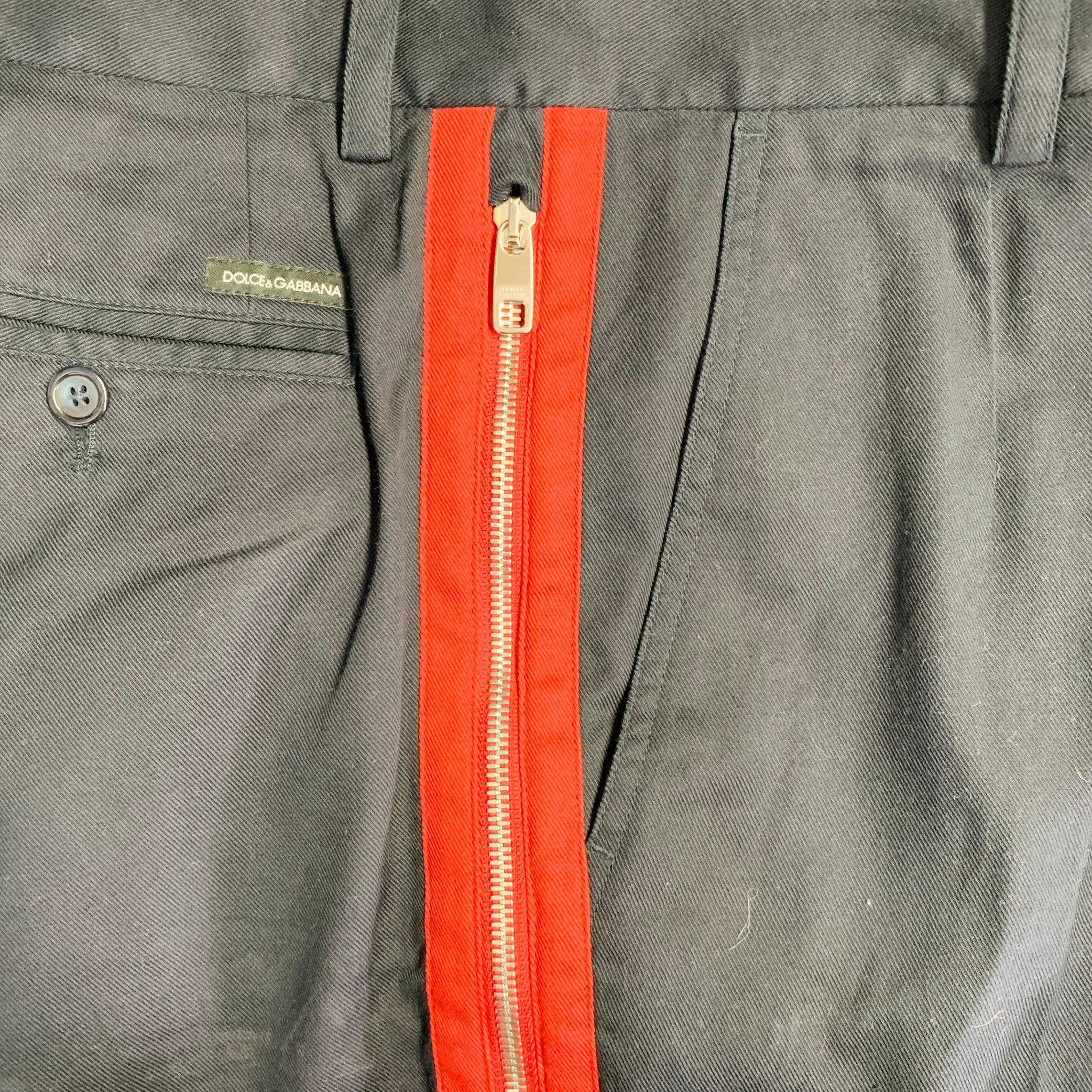 Dolce & Gabbana Size 32 Navy Red Stripe Cotton Blend Zipper Stripe Casual Pants (Pantalon décontracté à rayures en coton mélangé) en vente 3