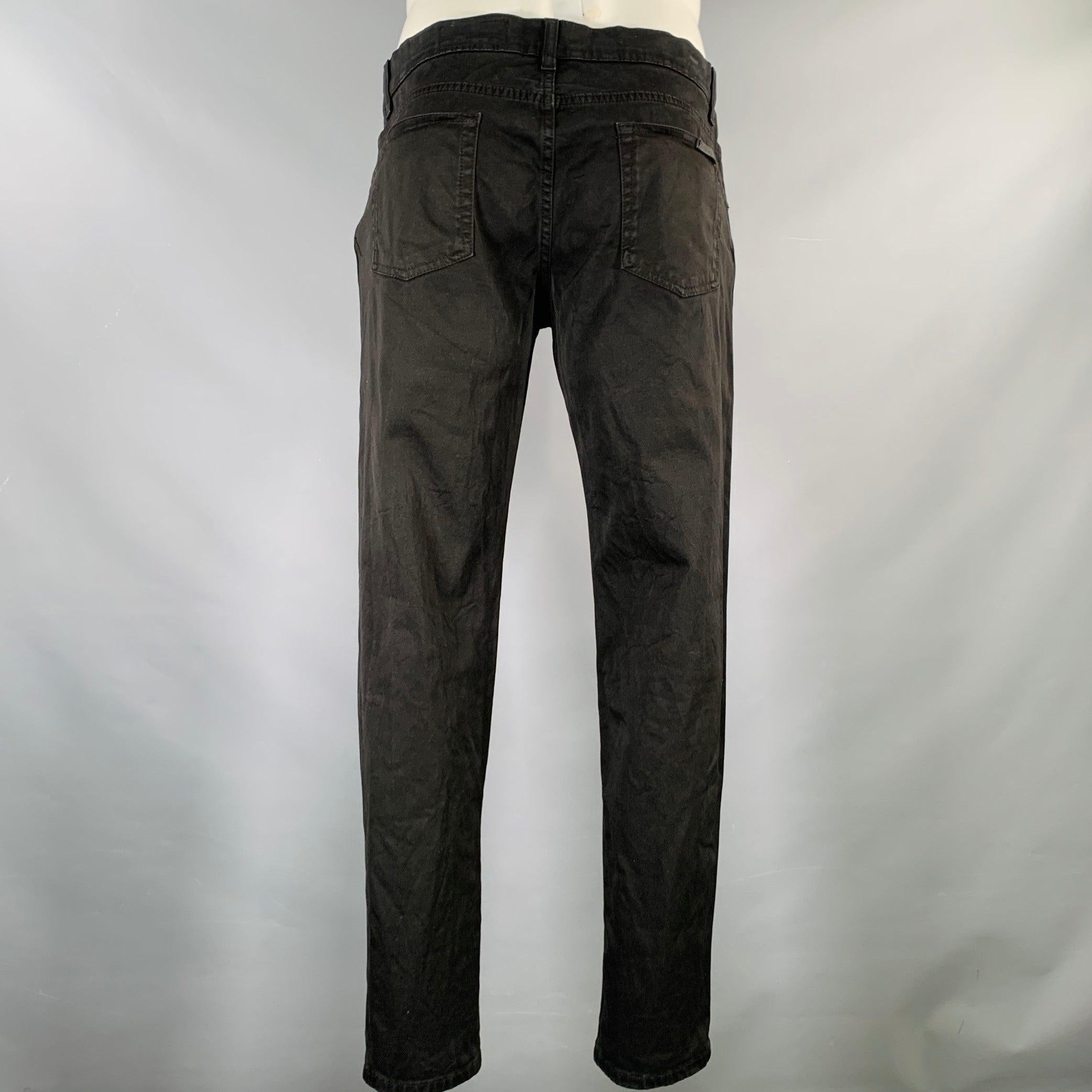 Men's DOLCE & GABBANA Size 36 Black Cotton Blend Jean Cut Casual Pants For Sale