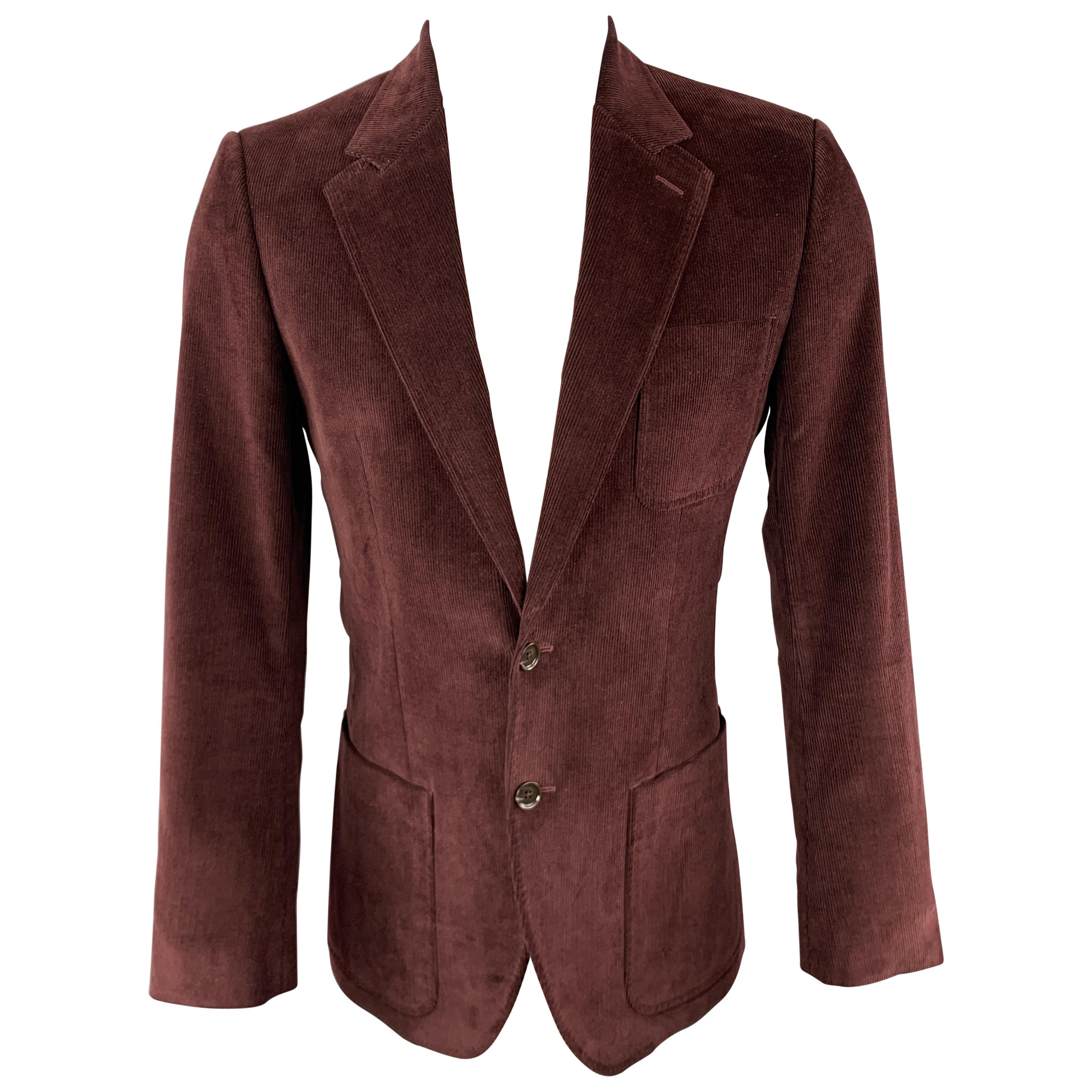 DOLCE & GABBANA Size 36 Burgundy Corduroy Notch Lapel Sport Coat