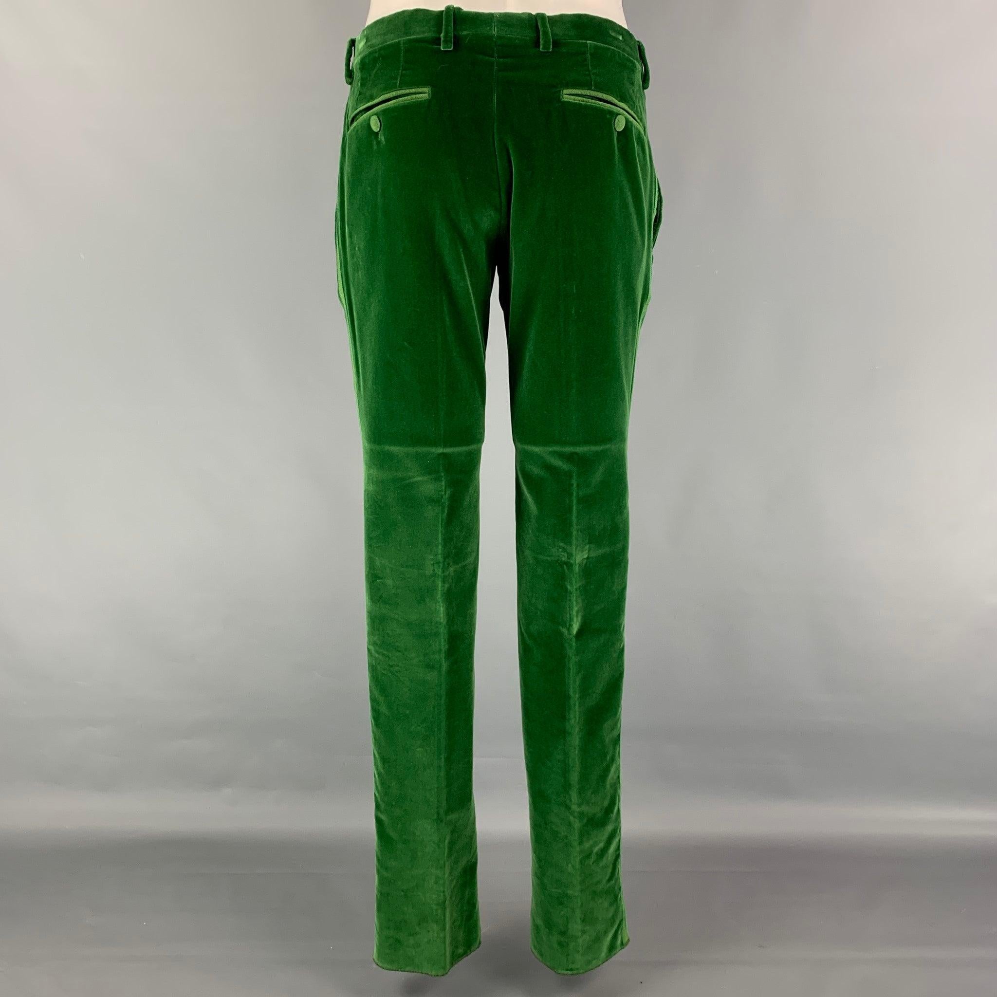 Dolce & Gabbana Taille 36 R Costume 3 pièces en velours vert à double boutonnage et châle en vente 2