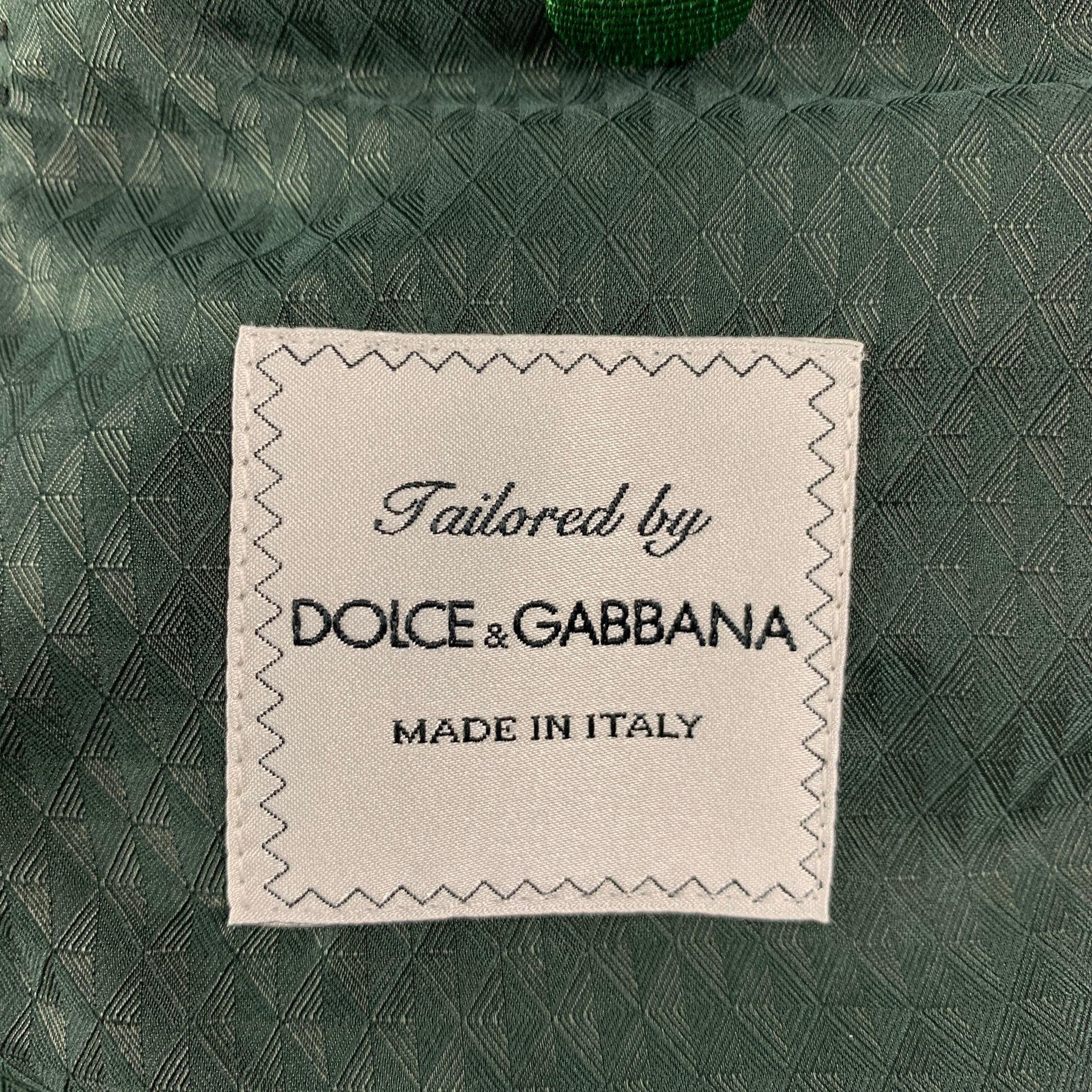 Dolce & Gabbana Taille 36 R Costume 3 pièces en velours vert à double boutonnage et châle en vente 5
